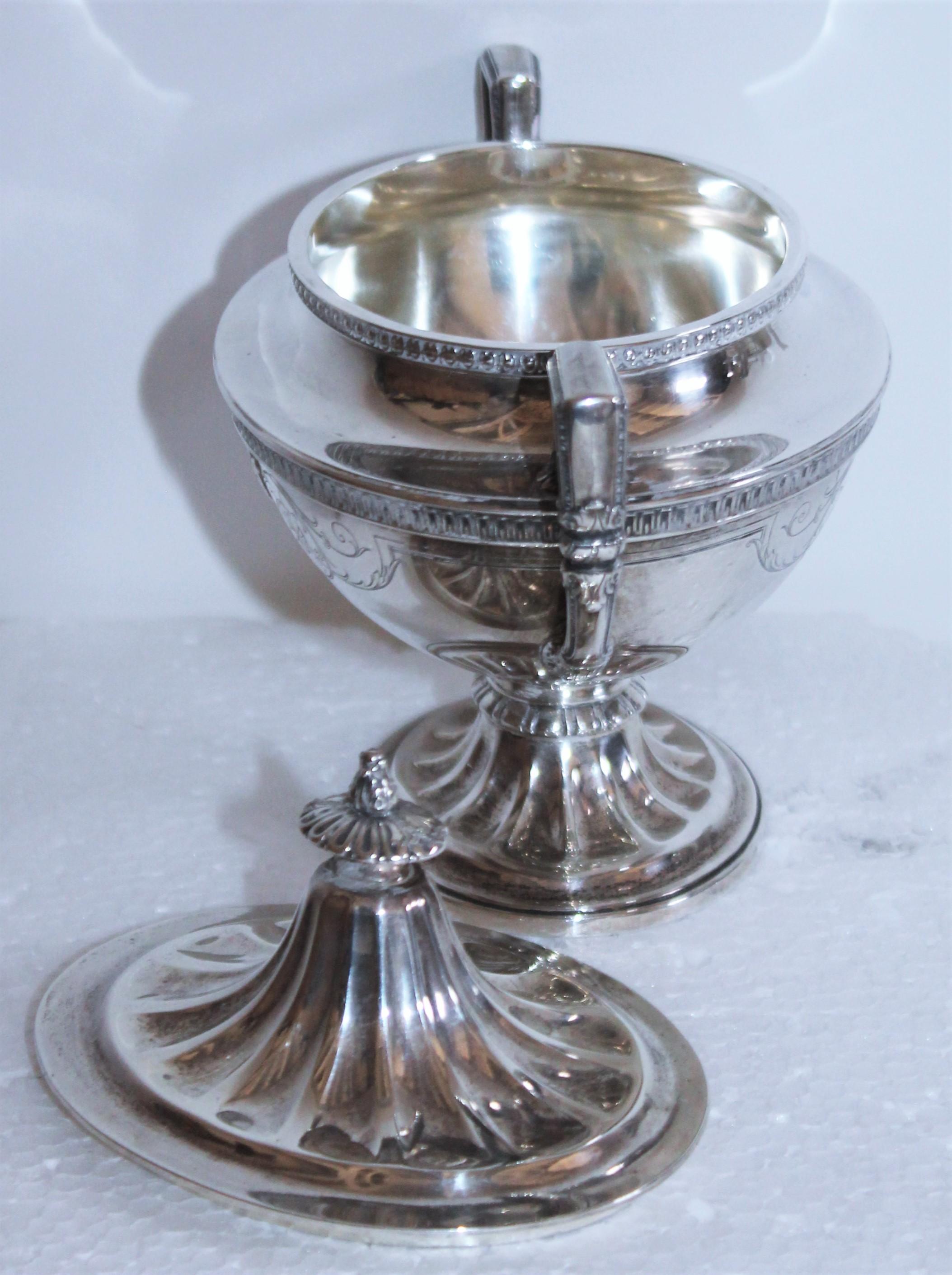 Collection of Wallace Silver Sterling Tea Set, 5 Pieces In Good Condition For Sale In Los Angeles, CA