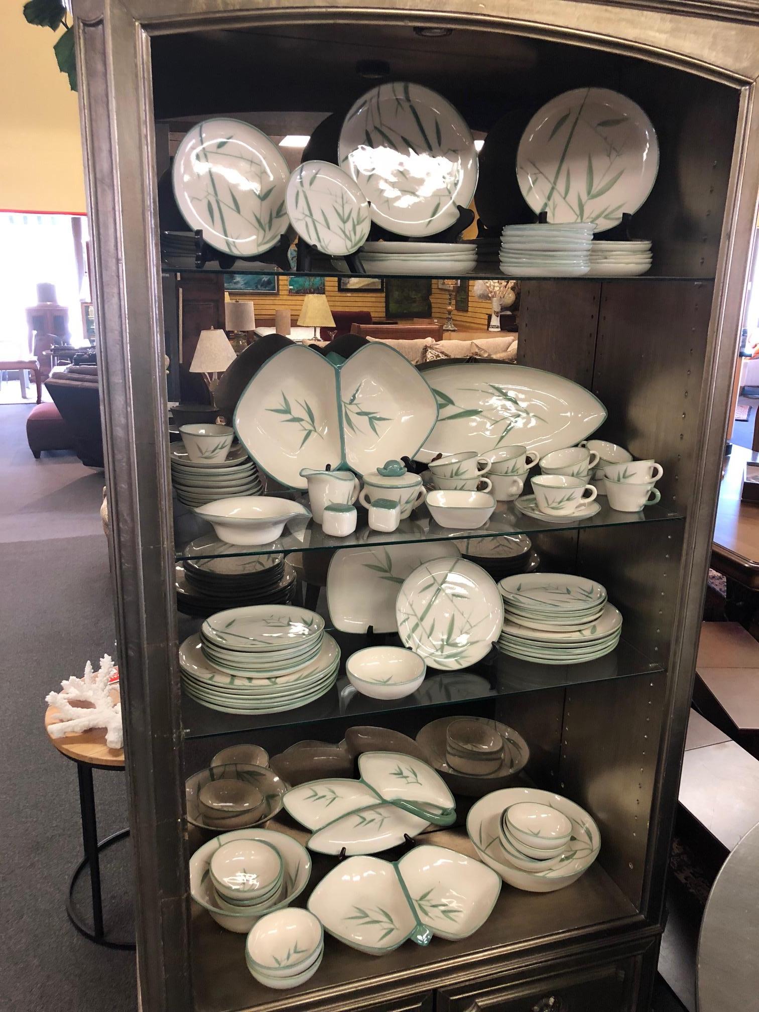 Wonderful 99 piece set of California dinnerware by Winfield Pottery Company of Pasadena, circa 1950s. The pattern is 