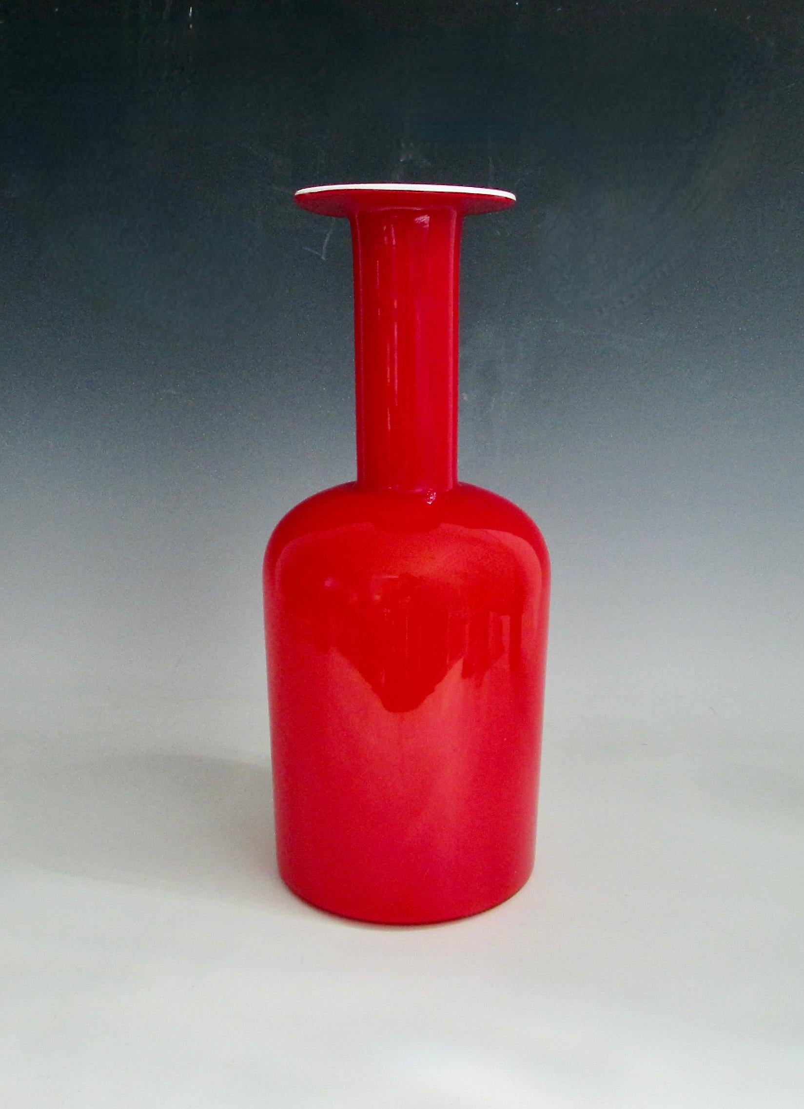 Sammlung von Gelb Rot Grün Otto Brauer für Holmegaard Glasflaschen Gulvasen im Angebot 5