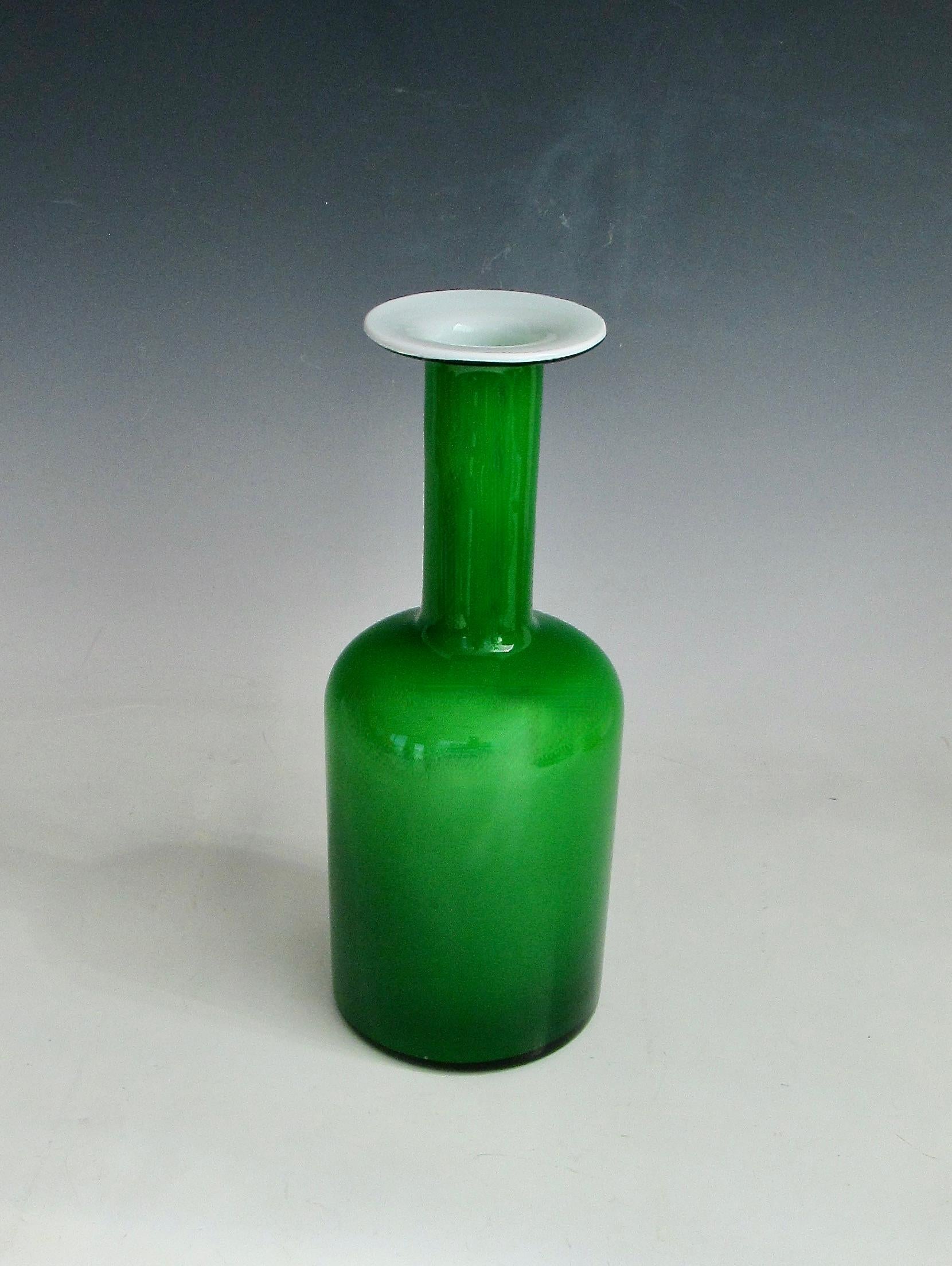 20th Century Collection of Yellow Red Green Otto Brauer for Holmegaard glass Bottle Gulvvases For Sale