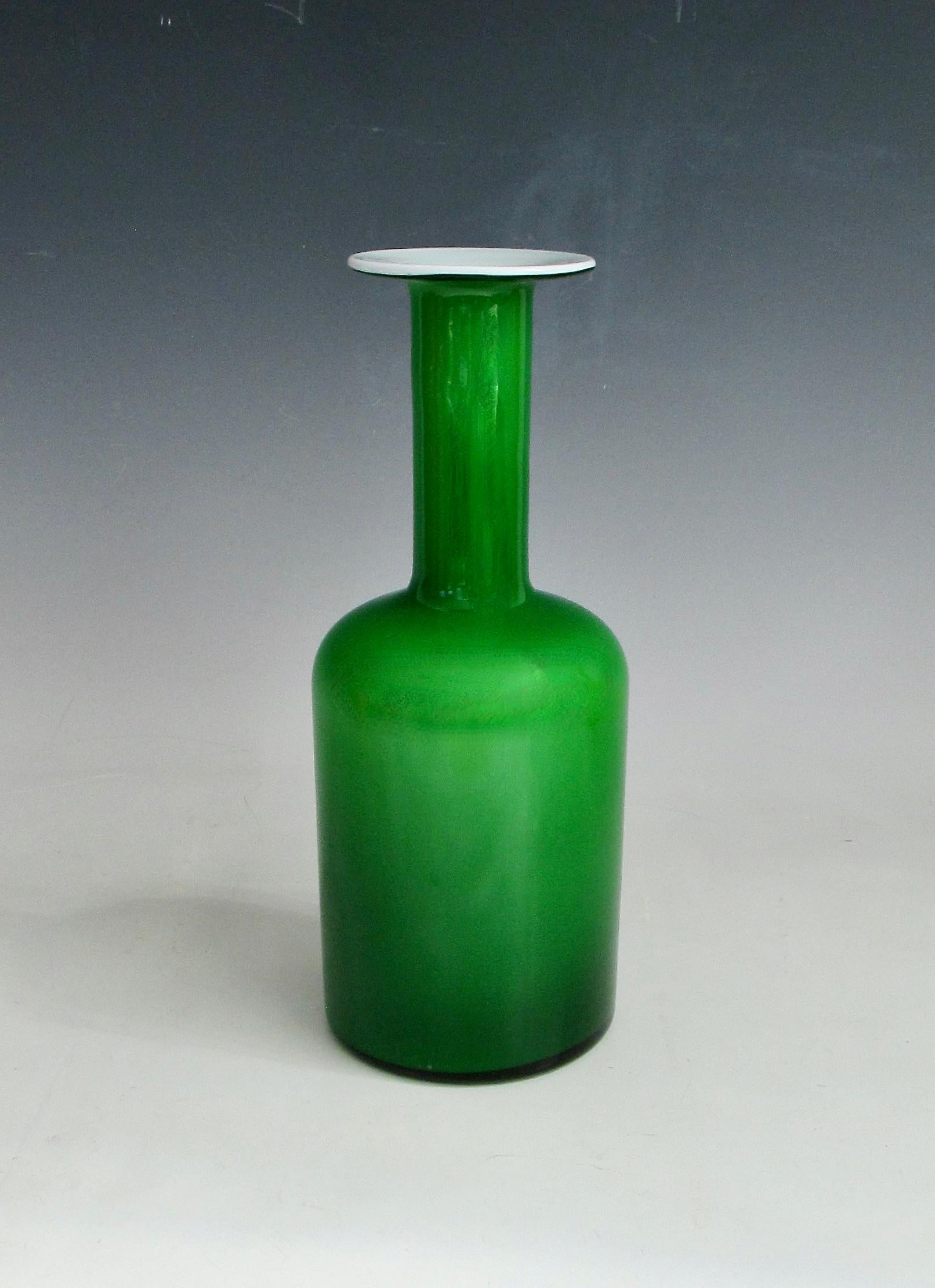 Glass Collection of Yellow Red Green Otto Brauer for Holmegaard glass Bottle Gulvvases For Sale