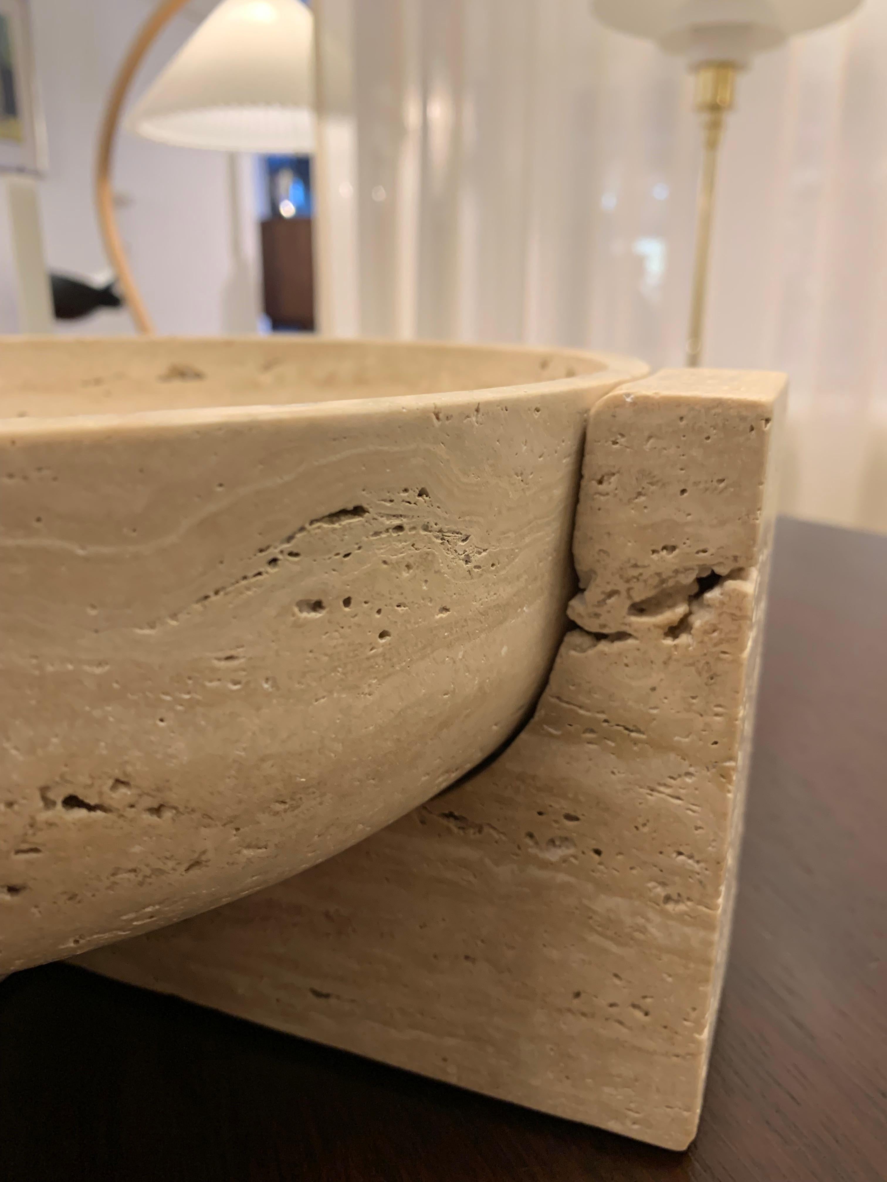 Collection Particulière Travertine 'Key' Fruit Bowl Large by Arno Declercq  In Good Condition For Sale In Utrecht, NL