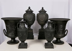 Collection Wedgwood Black Basalt Vases
