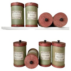 Collectional de 8 pots de rangement en bois et carton pour pharmacie