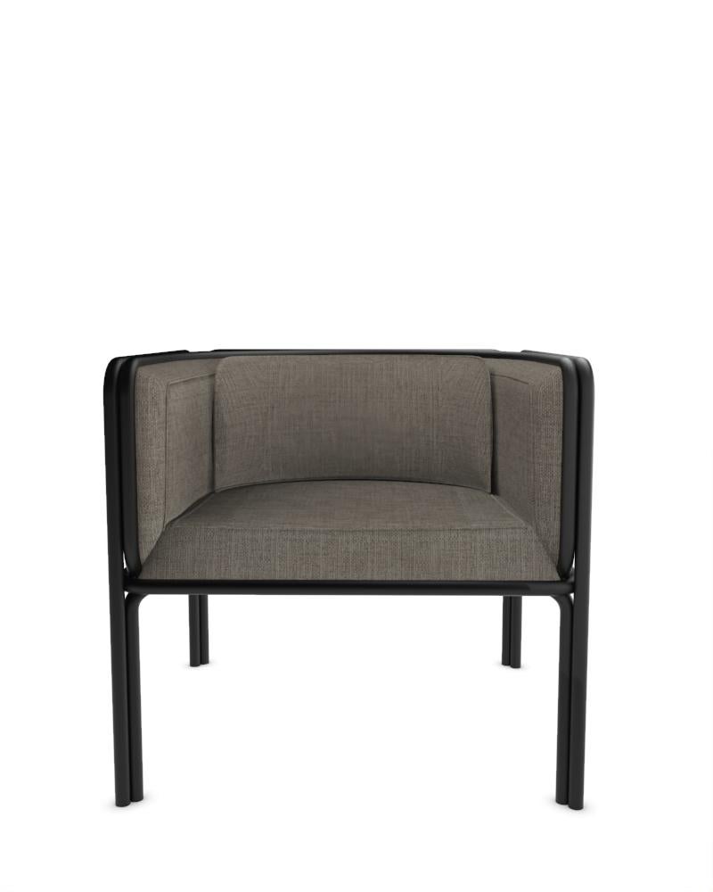 Fauteuil Collector AZ1 Design/One de Francesco Zonca en tissu gris Famiglia 8 et métal laqué noir

Voici le fauteuil AZ1 - un mariage de robustesse et d'élégance raffinée. Cette chaise unique allie harmonieusement l'allure industrielle du fer et le