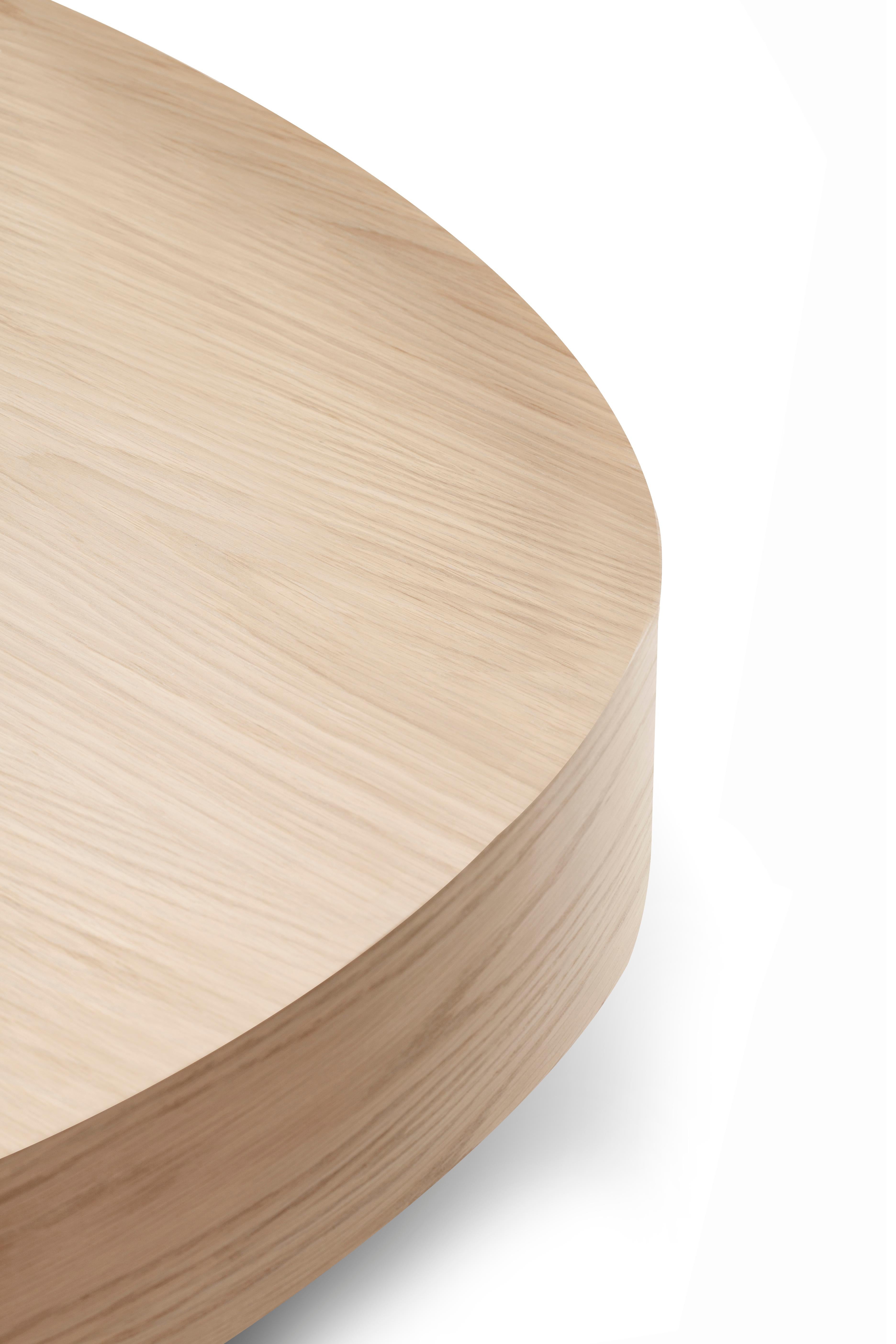Bassa Center Table in Oak Wood by Collector Studio

Is like having a huge block of Oak wood. This Oak table will not only look beautifull but will also feel incredible as it is finished with a smooth finish that will cast amazing reflections and