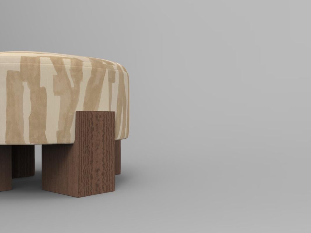Collector Contemporary Cassette Puff in Intargia Buff Fabric by Alter Ego Studio

This piece is underpinned by a Minimalist and sophisticated aesthetic of clean lines.

Dimensions
Ø 60 cm 23”
H 38 cm 15”

Product features
Structure in Oak wood.