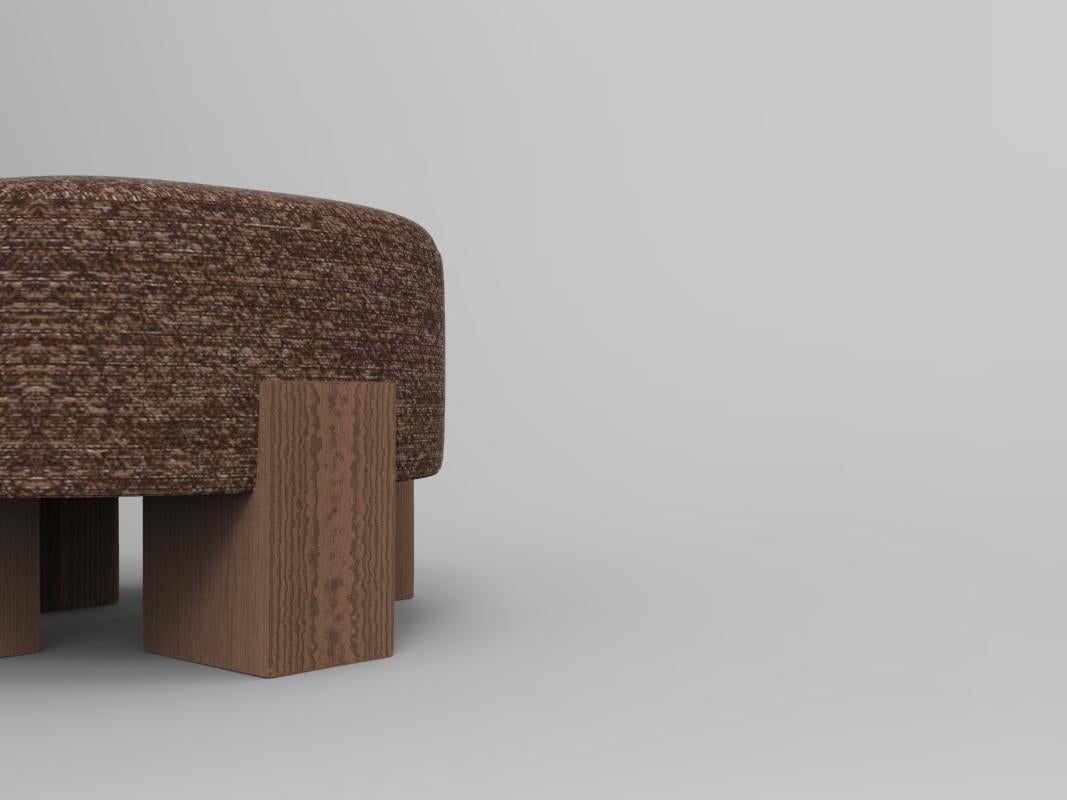 Collector Contemporary Cassette Puff Outdoor Tricot Brown Fabric by Alter Ego Studio

This piece is underpinned by a Minimalist and sophisticated aesthetic of clean lines.

Dimensions
Ø 60 cm 23”
H 38 cm 15”

Product features
Structure in Oak wood.