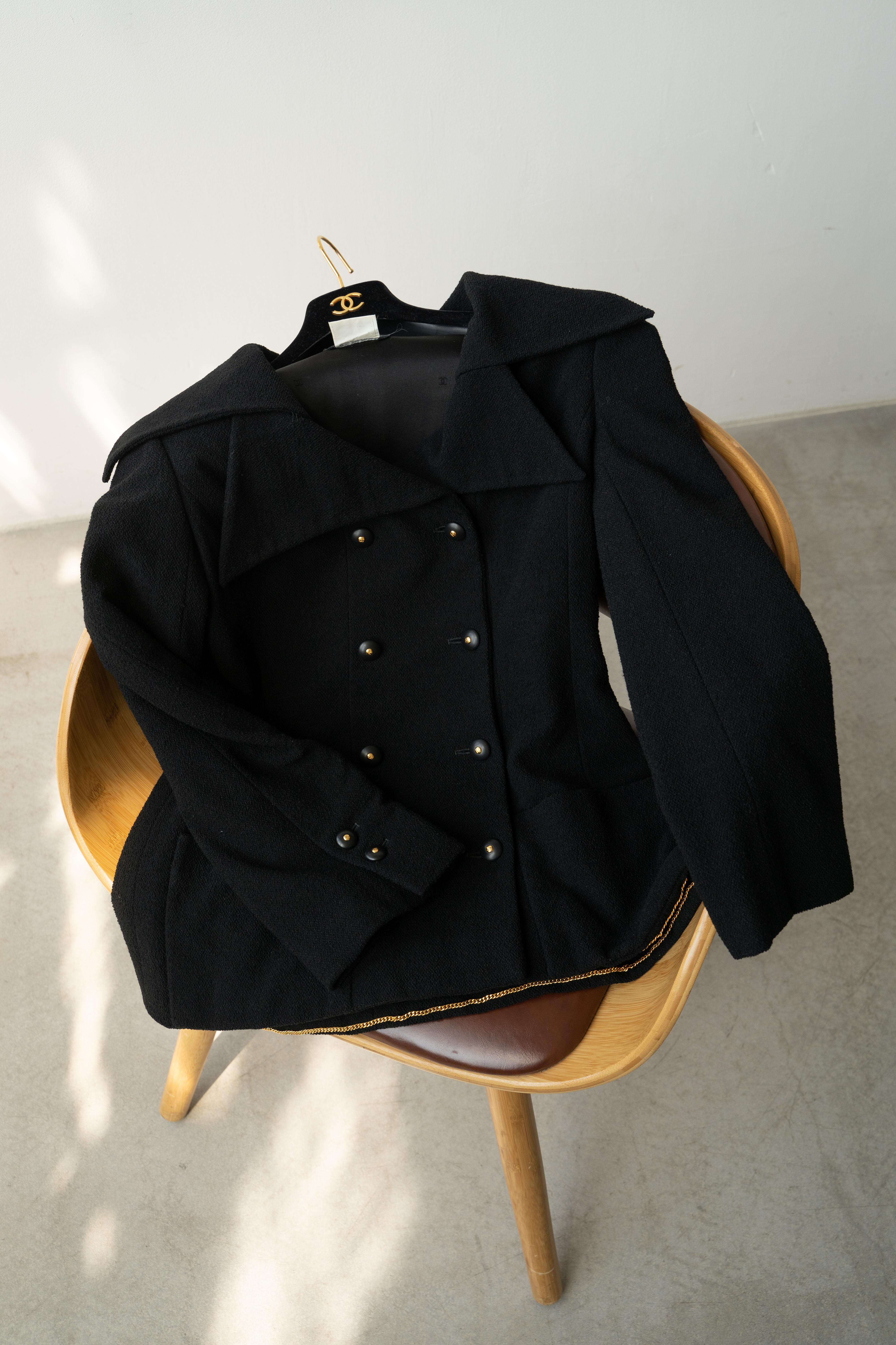 COLLECTOR! CHANEL & Karl Lagerfeld 95A F/W 1995 Black wool bouclé jacket 40 FR For Sale 7