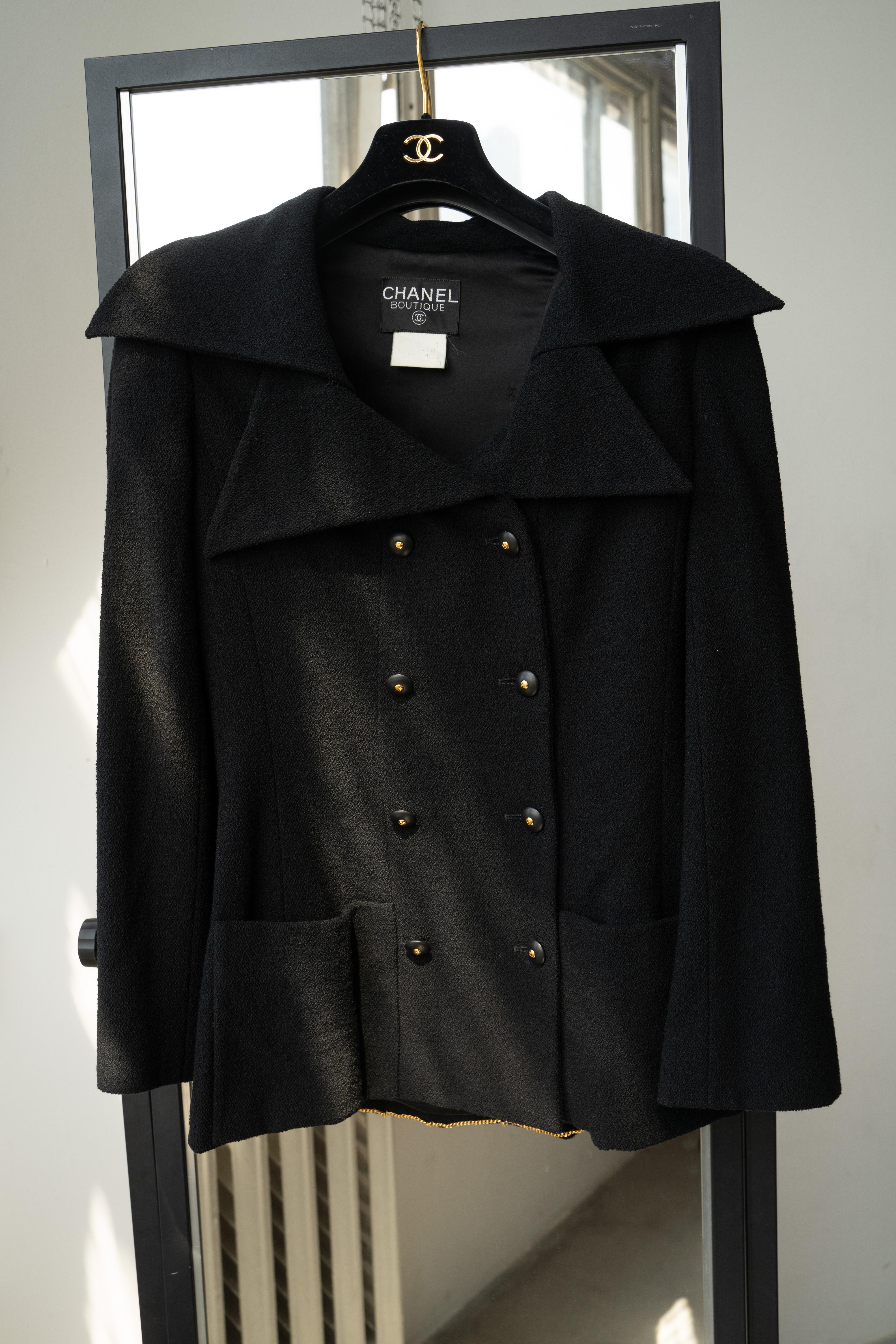 COLLECTOR! CHANEL & Karl Lagerfeld 95A F/W 1995 Black wool bouclé jacket 40 FR For Sale 3