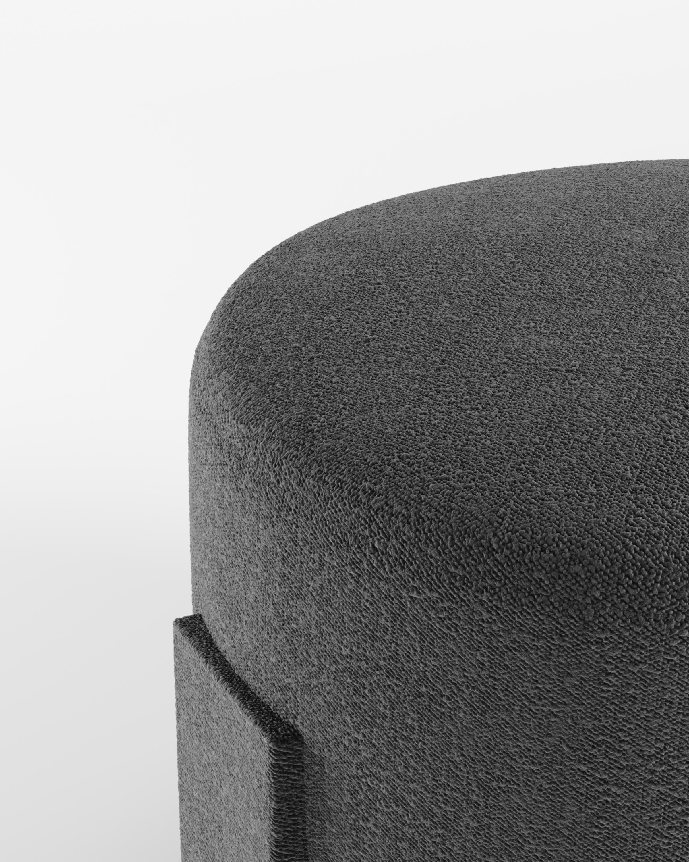 Cassetta moderna in tessuto bouclé di Alter Ego per Collector Studio A

Il pezzo è sostenuto da un'estetica minimalista e sofisticata dalle linee pulite.

DIMENSIONI
Ø 60 cm 23