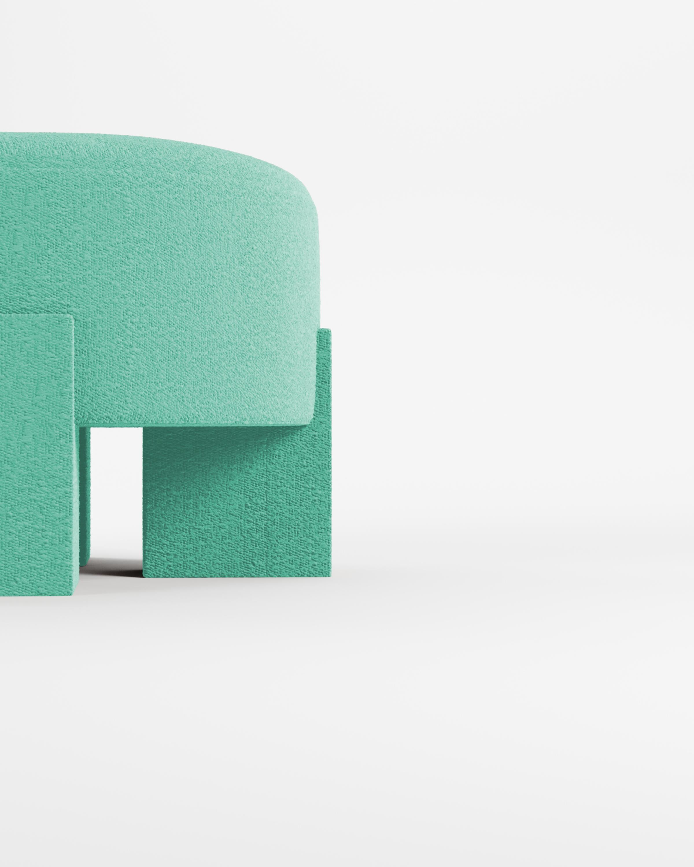 Cassetta moderna in tessuto bouclé di Alter Ego per Collector Studio A

Il pezzo è sostenuto da un'estetica minimalista e sofisticata dalle linee pulite.

Dimensioni
Ø 60 cm 23