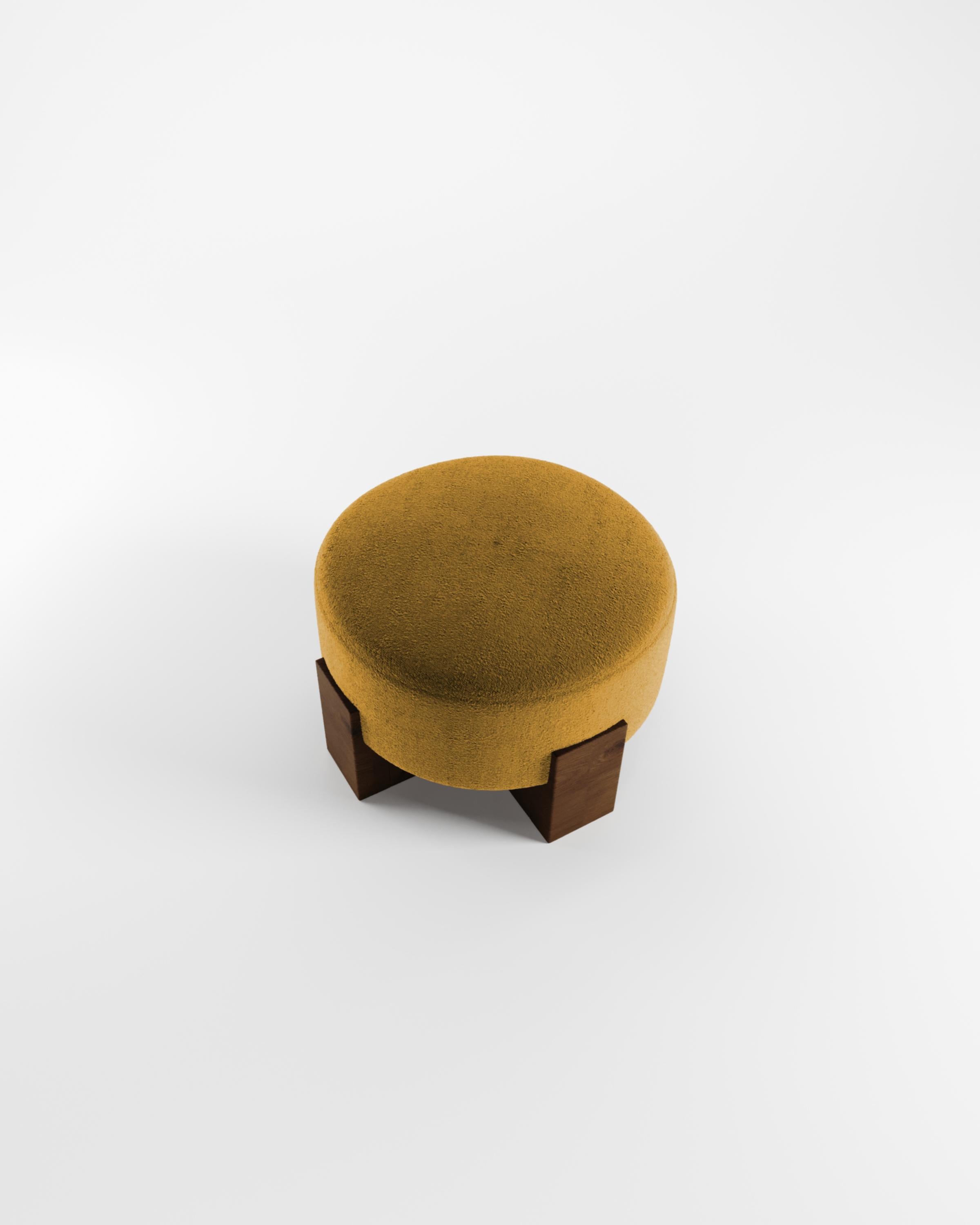 Collector Contemporary Cassete Puff in Boucle Senf von Alter Ego Studio (21. Jahrhundert und zeitgenössisch) im Angebot