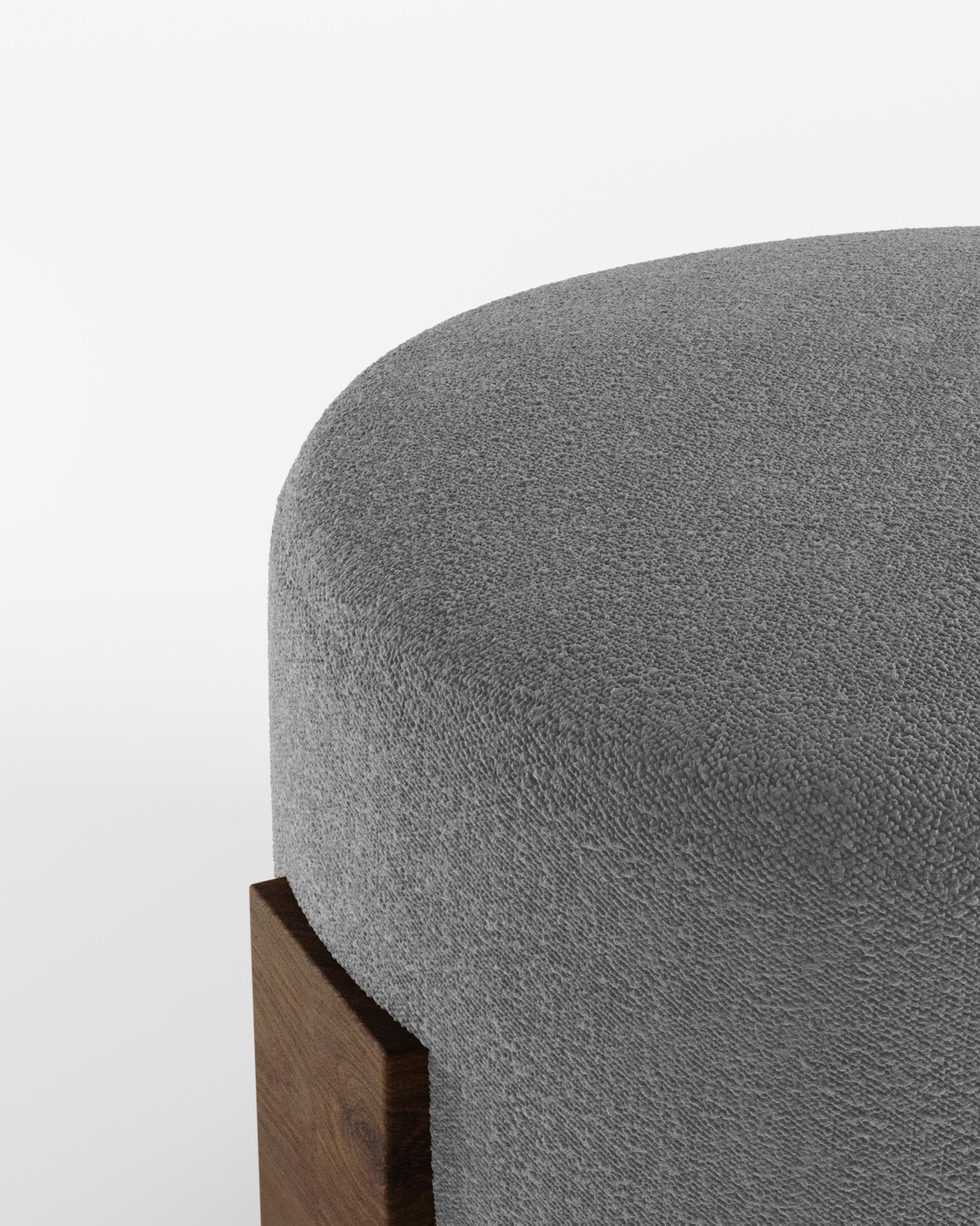 Collector - Cassete Puff contemporaneo in Boucle grigio chiaro di Alter Ego Studio In condizioni Nuovo in vendita a Castelo da Maia, PT
