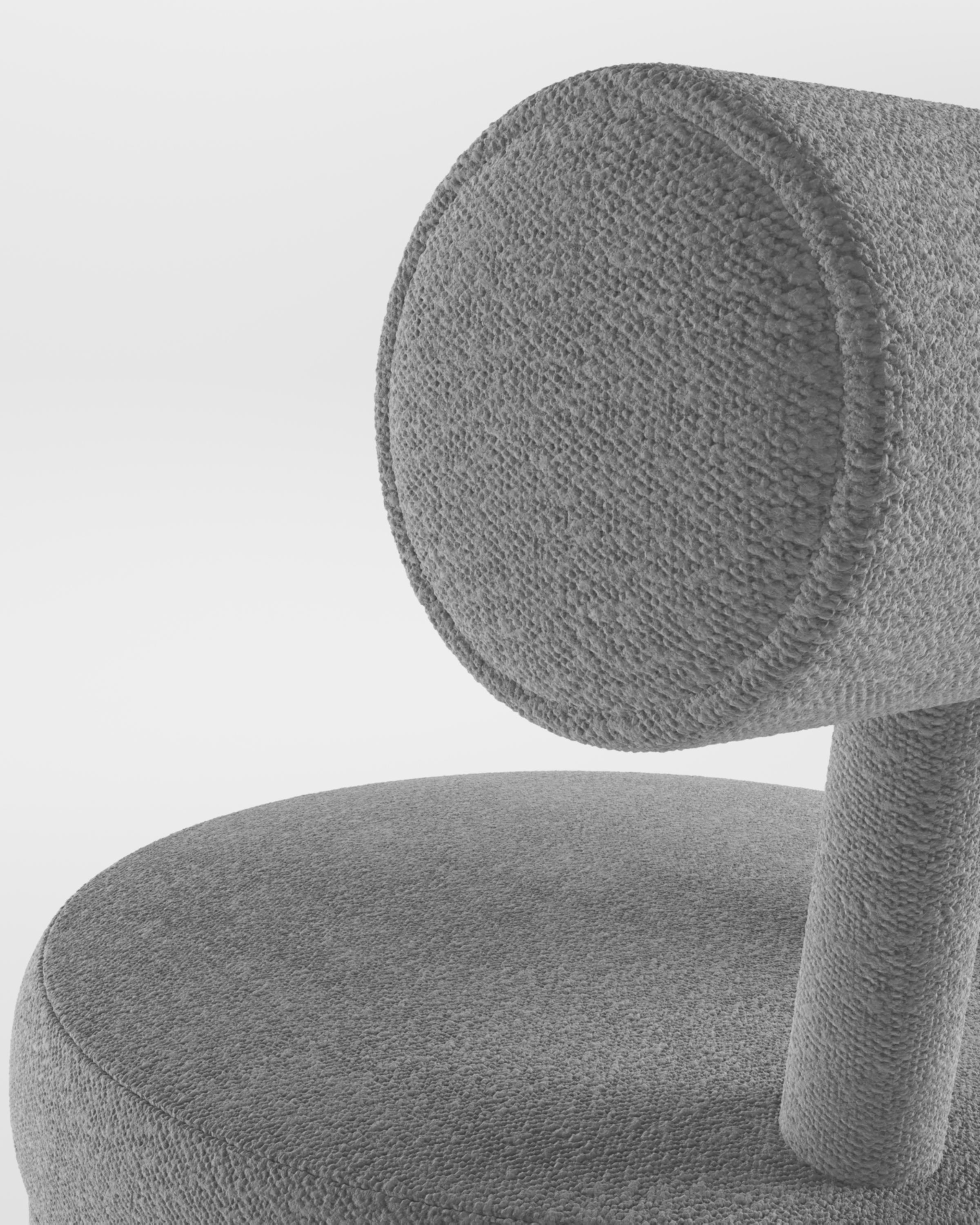 Moderner Moca Barstuhl mit Stoffbezug von Studio Rig für Collector Studio

Ein Stuhl, der sowohl moderne als auch klassische Designansätze miteinander verbindet.
Der strapazierfähige und solide Stuhl ist so konzipiert, dass er sich an den Körper