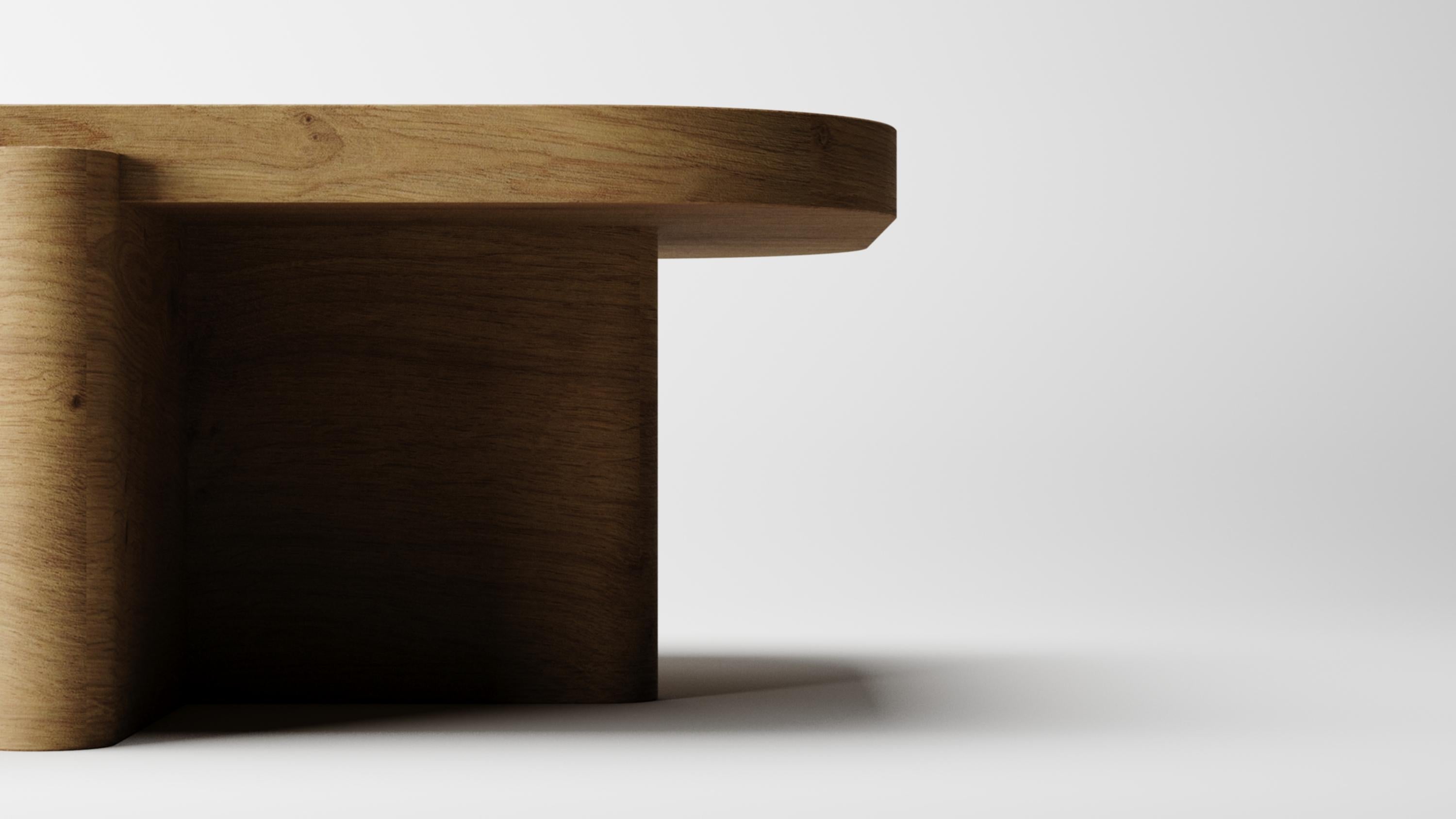 Collector -Designed by Studio Rigiera Center Table Natural Oak (Europäisch) im Angebot