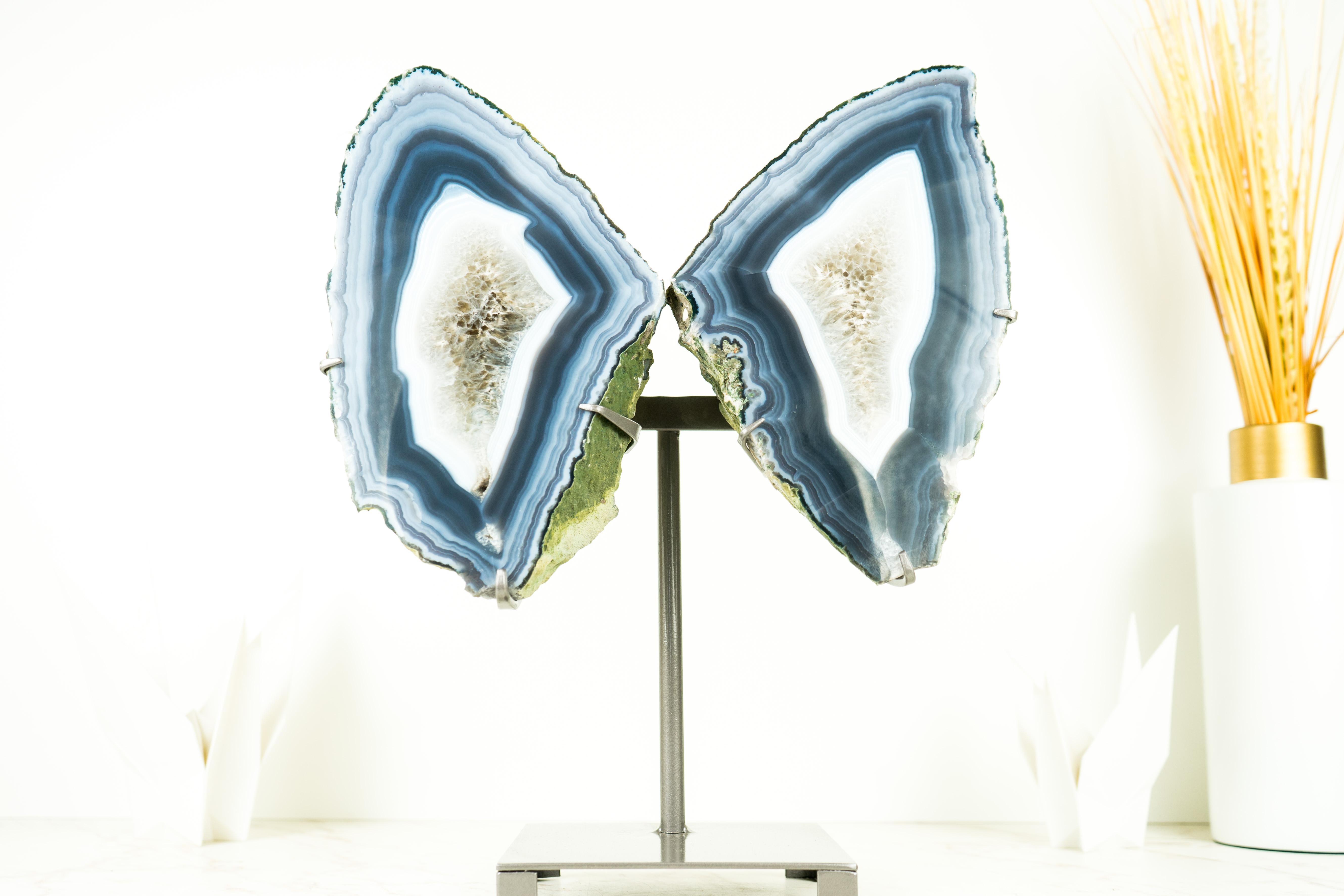 Ágata Geoda de Coleccionista Alas de Mariposa, Ágata Azul Escultórica Natural Grande Brasileño