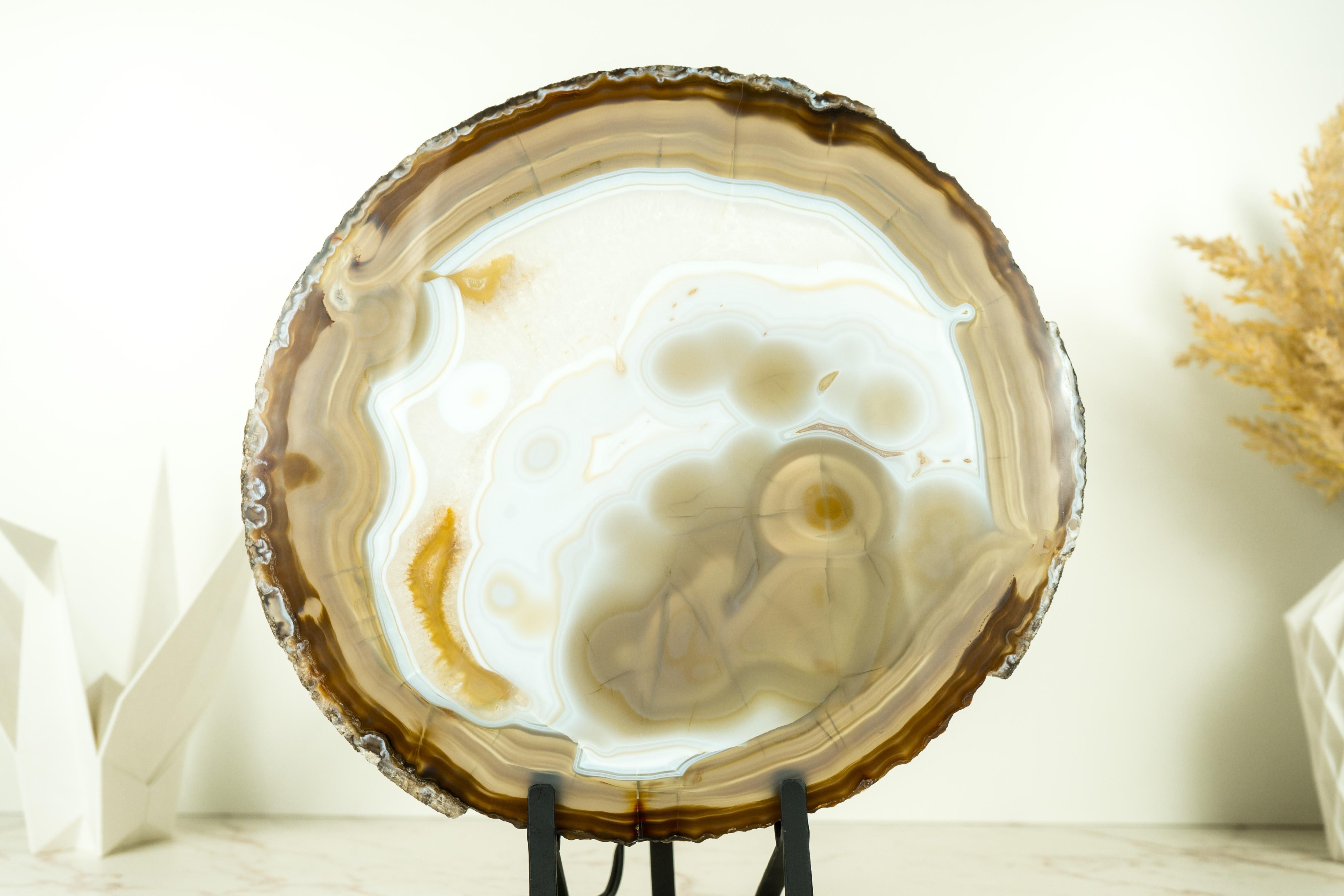 Brazilian Collector-Grade Agate Slice with a Drawing of a Person Contemplating the Sky For Sale