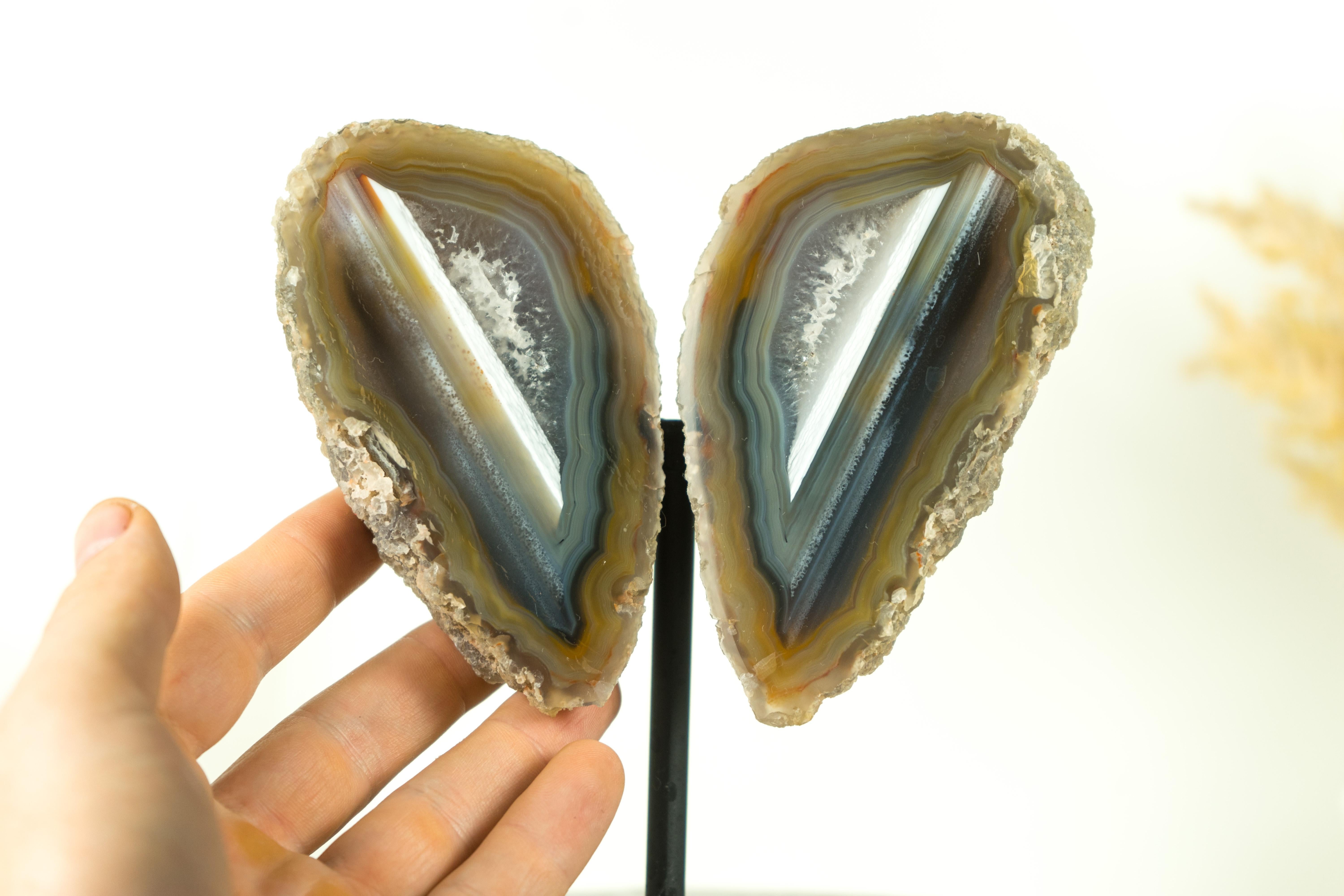 geode with water inside