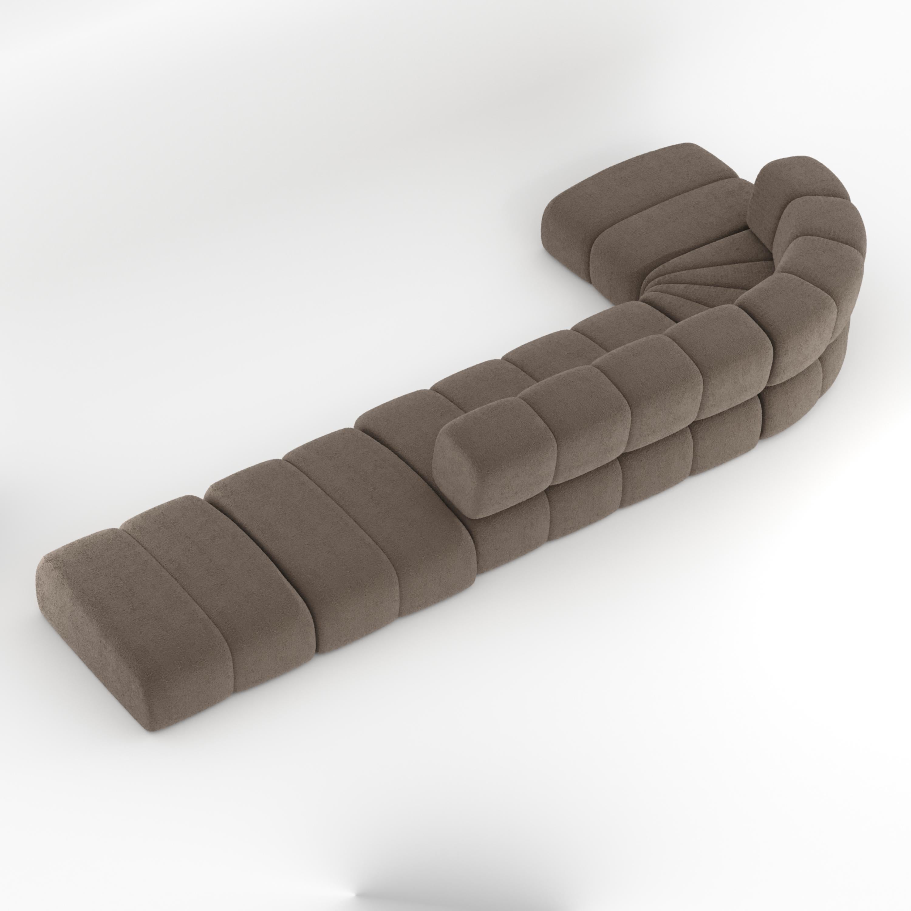 Minhoca Sofa is defined by clean, simple lines, that can be shaped in any format due to its modular system.

COLLECTOR
The Collector brand aims to be part of the daily life by fusing furniture to our home routine and lifestyle. The company designs