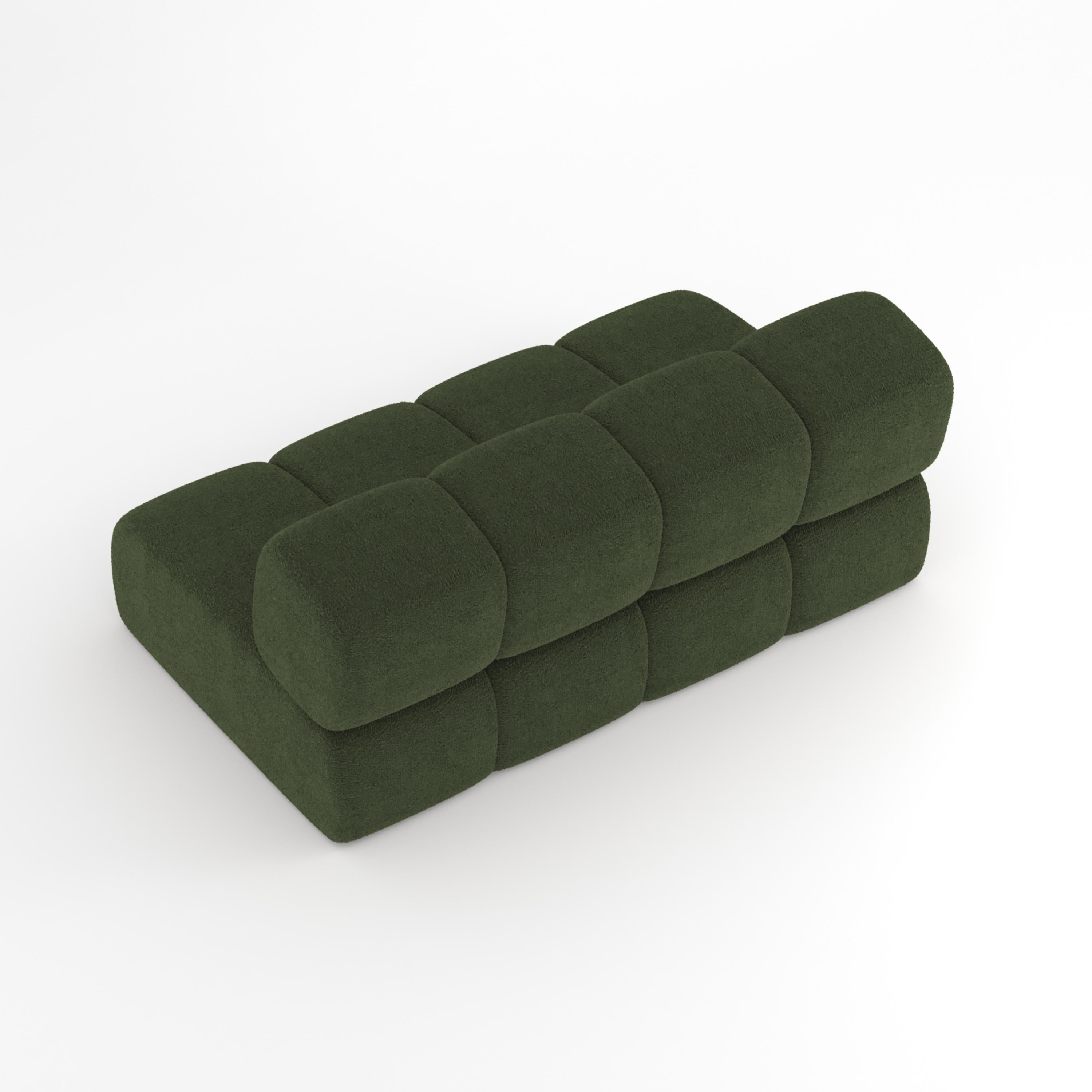 Minhoca Sofa se définit par des lignes simples et épurées, qui peuvent être façonnées dans n'importe quel format grâce à son système modulaire.

COLLECTIONNEUR
La marque Collector a pour objectif de faire partie de la vie quotidienne en intégrant le