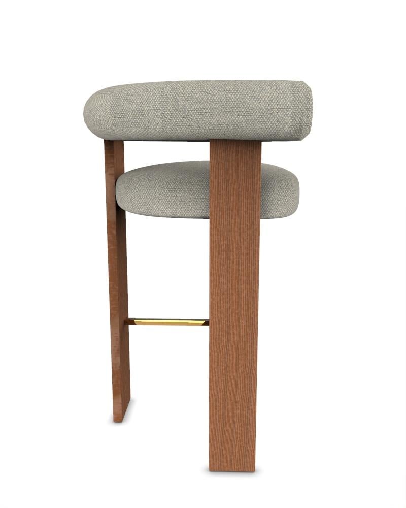 Collector Modern Cassette Bar Chair Upholstered in Safire 08 Fabric and Smoked Oak by Alter Ego


W 70 cm 27”
D 62 cm 24”
H 90 cm 35”


A chair that mixes both modern and classical design approaches.
Designed to hug the body, durable and solid chair