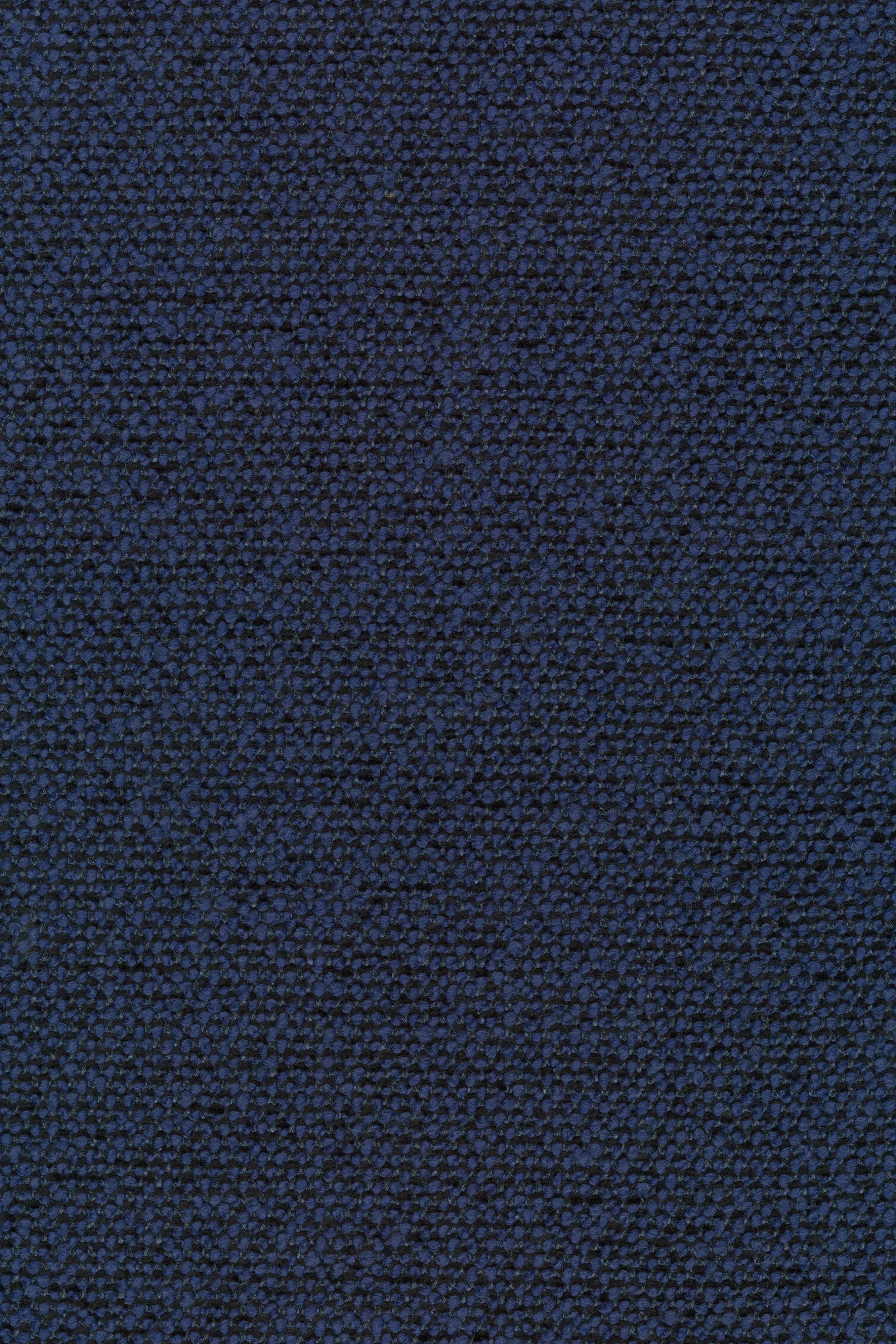 Metallo Bar Moca moderno da collezione completamente rivestito in tessuto blu Safire di Studio A Rig in vendita