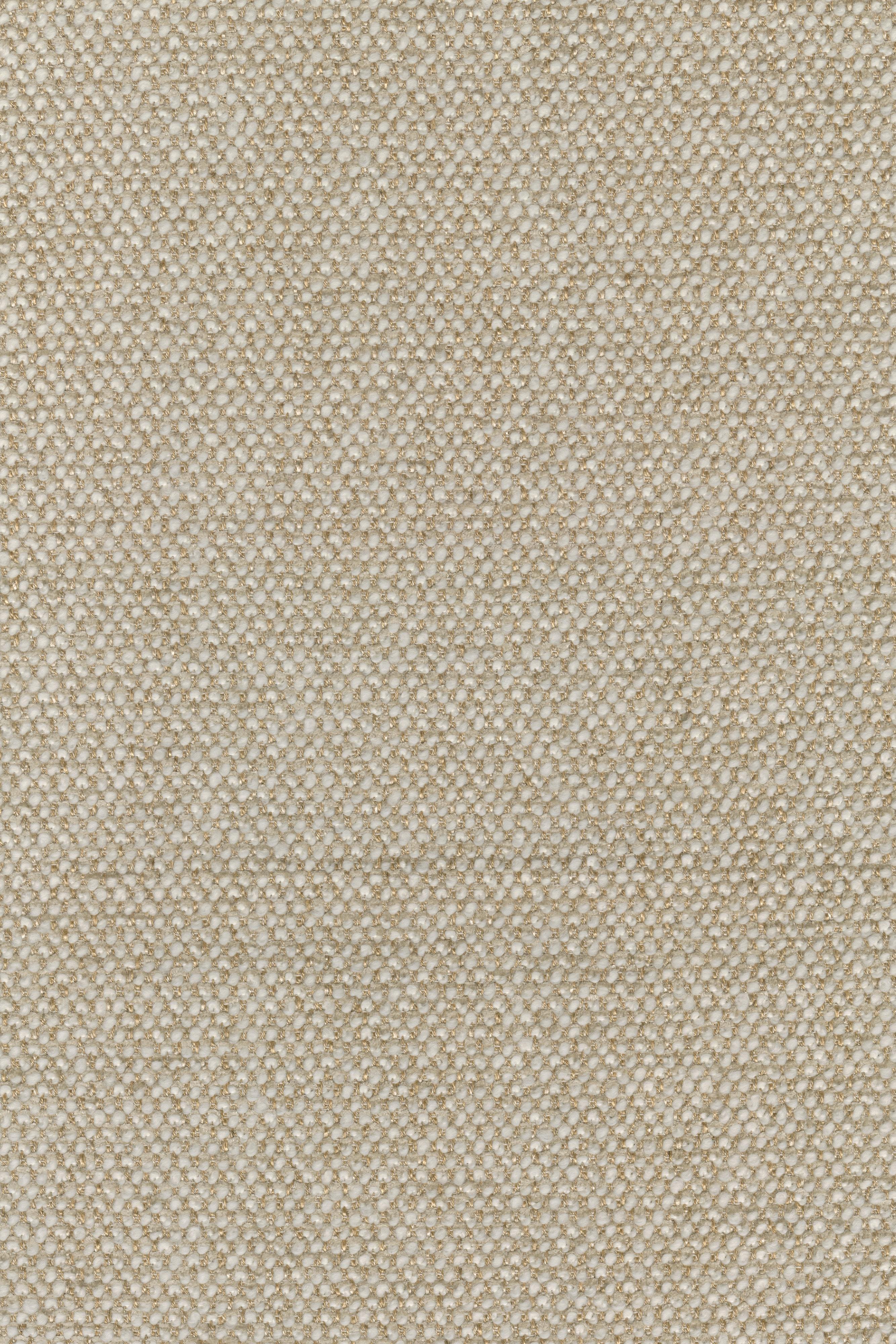Metallo Bar Moca moderno da collezione completamente imbottito in tessuto beige Safire di Studio A Rig in vendita