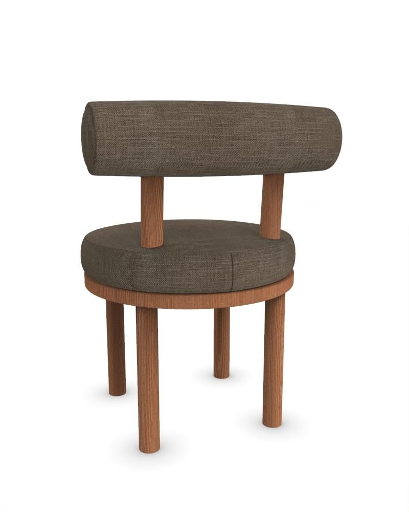 Collector Modern Moca Chair, gepolstert mit Famiglia 12-Stoff von Studio Rig  im Zustand „Neu“ im Angebot in Castelo da Maia, PT