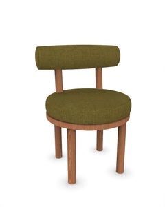 Collector Modern Moca Chair, gepolstert mit Famiglia 30-Stoff von Studio Rig