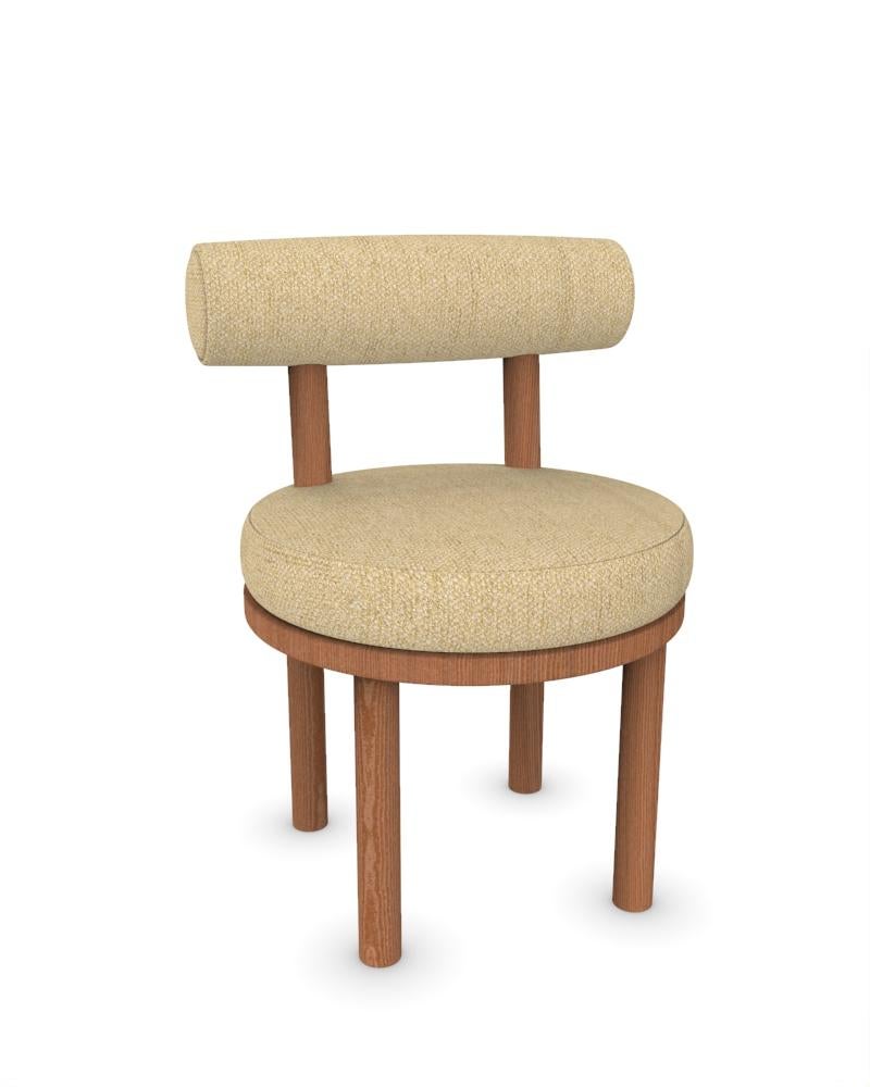 Moderner Moca-Sessel mit Polsterung aus Safire 15-Stoff und geräucherter Eiche von Studio Rig

ABMESSUNGEN:
B 51 cm  20