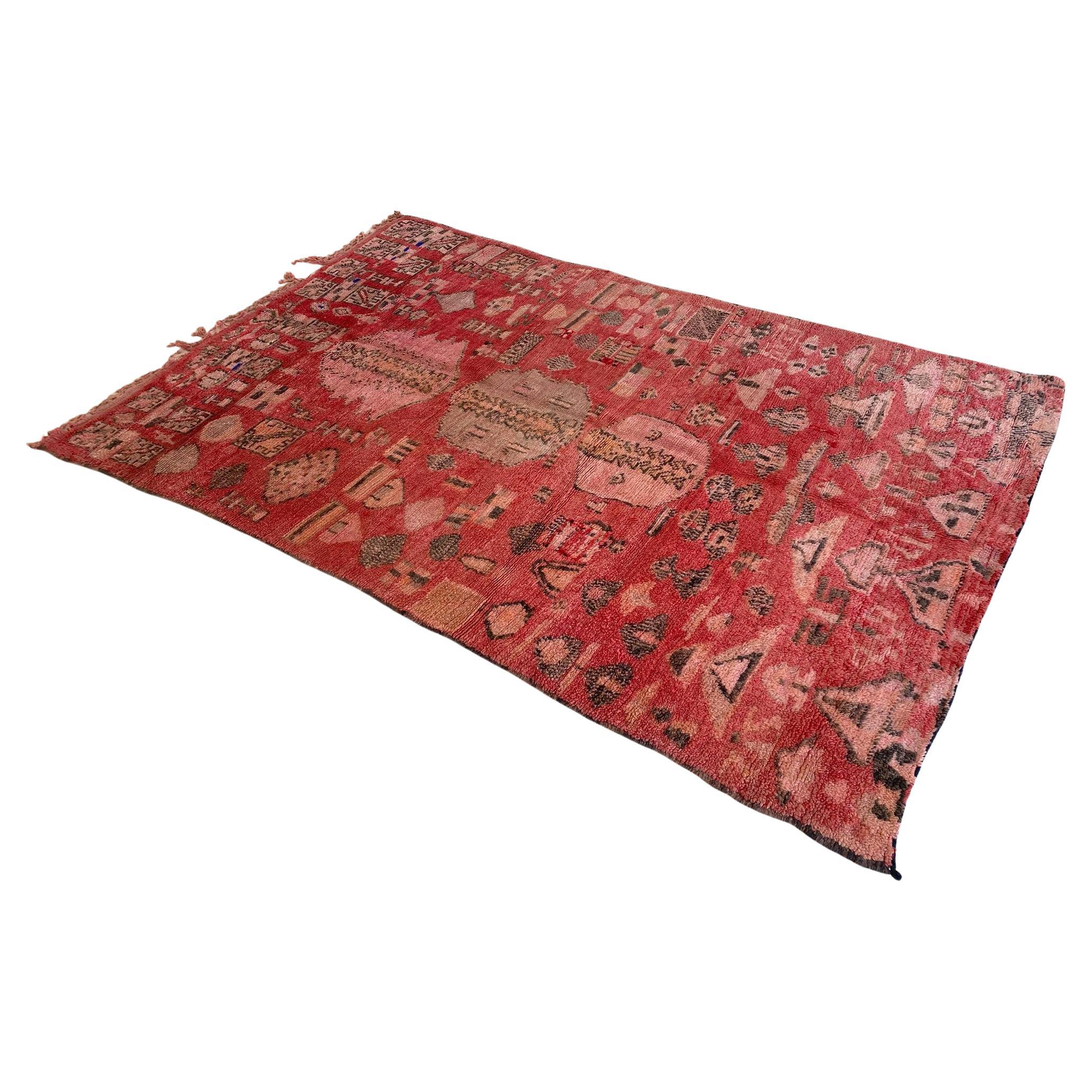 Collector Moroccan Rehamna rug - Red/pink - 5.8x8.6feet / 177x264cm For Sale