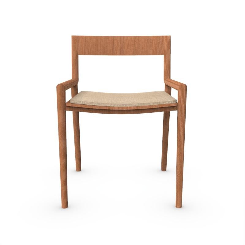 La sedia Nihon, senza pretese ma essenziale, occupa uno spazio con tranquilla dignità. Realizzato in legno robusto, il suo design è pulito e sobrio e racchiude in sé la funzionalità con un tocco di eleganza minimalista.


DIMENSIONI
L 50 cm  19,6