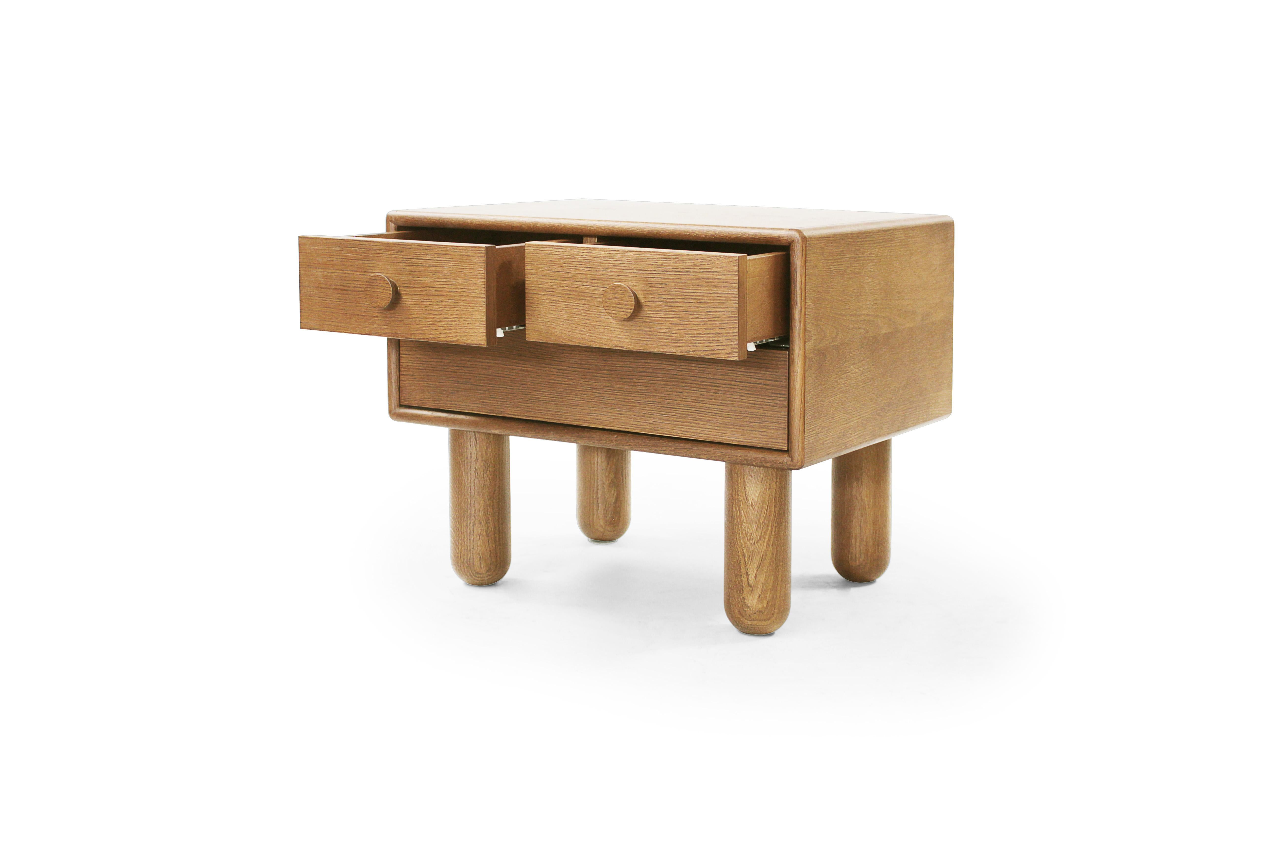 XXIe siècle et contemporain Table d'appoint pour le lit Collector Oak en OAK en vente