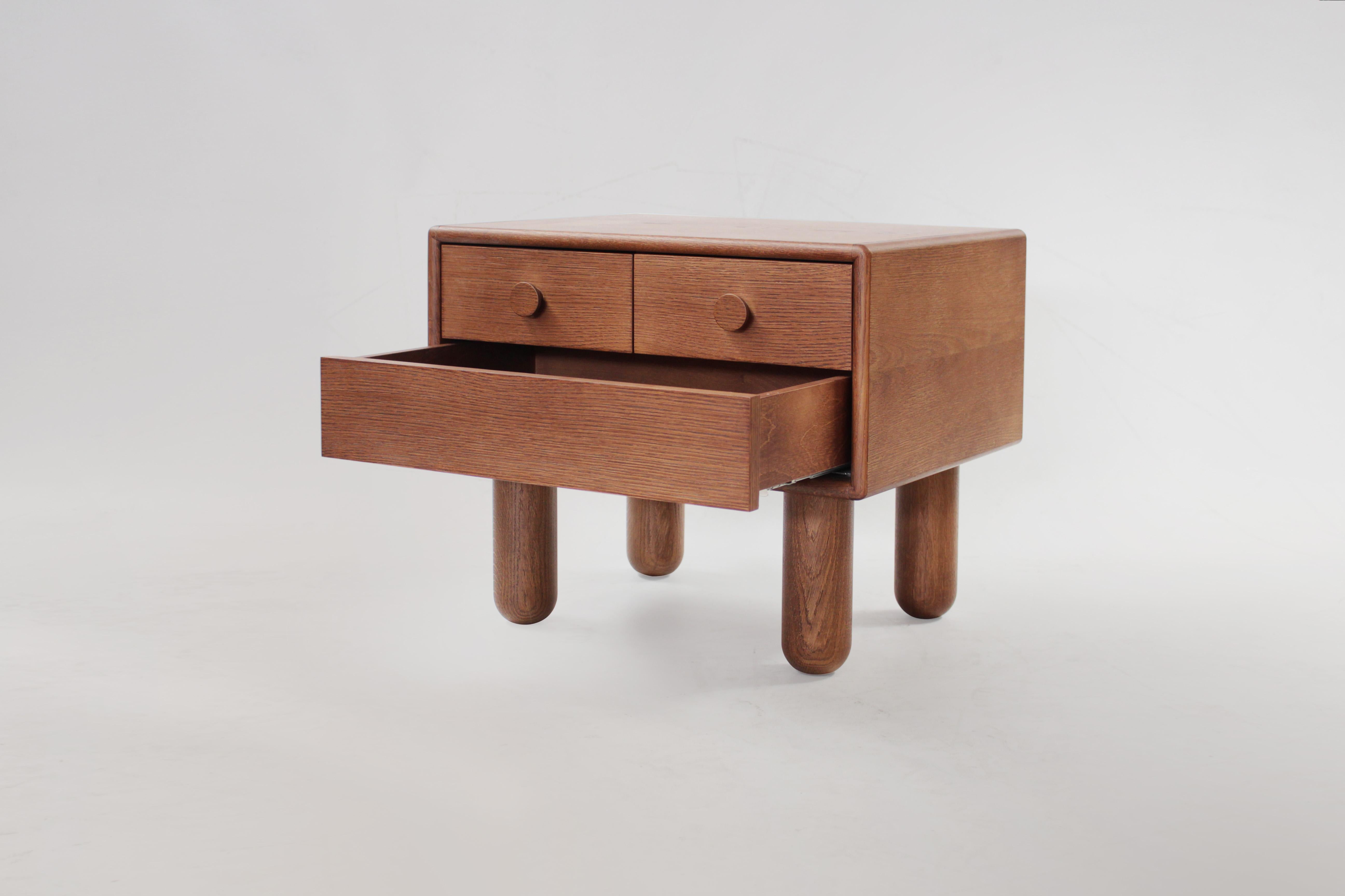 Table d'appoint COLLECTOR Nook en Oak Oak fumé en vente 2