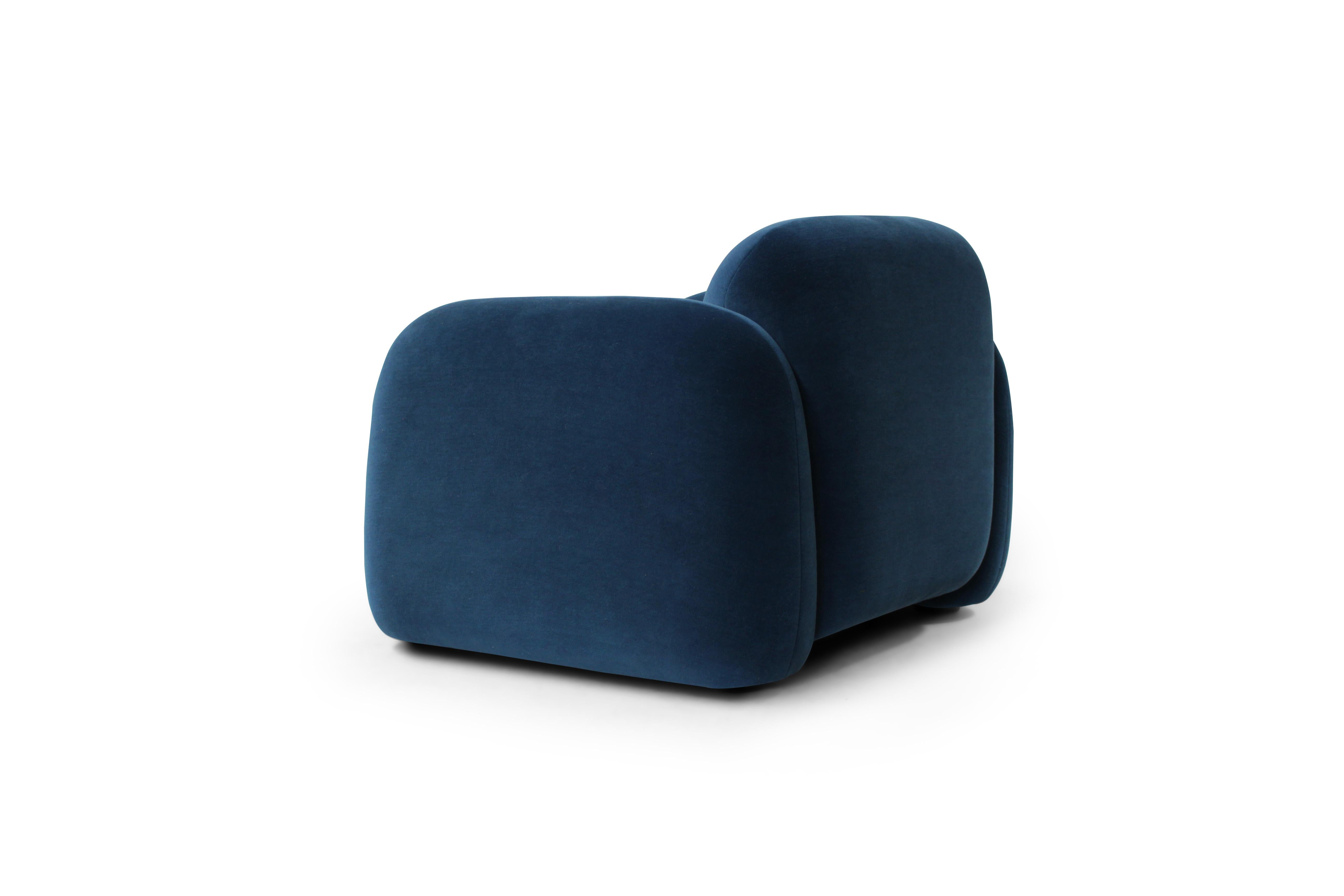 Collector Penta Armchair Design Atelier Daciano da Costa Fabric kvadrat gentle 2 im Zustand „Neu“ im Angebot in Castelo da Maia, PT