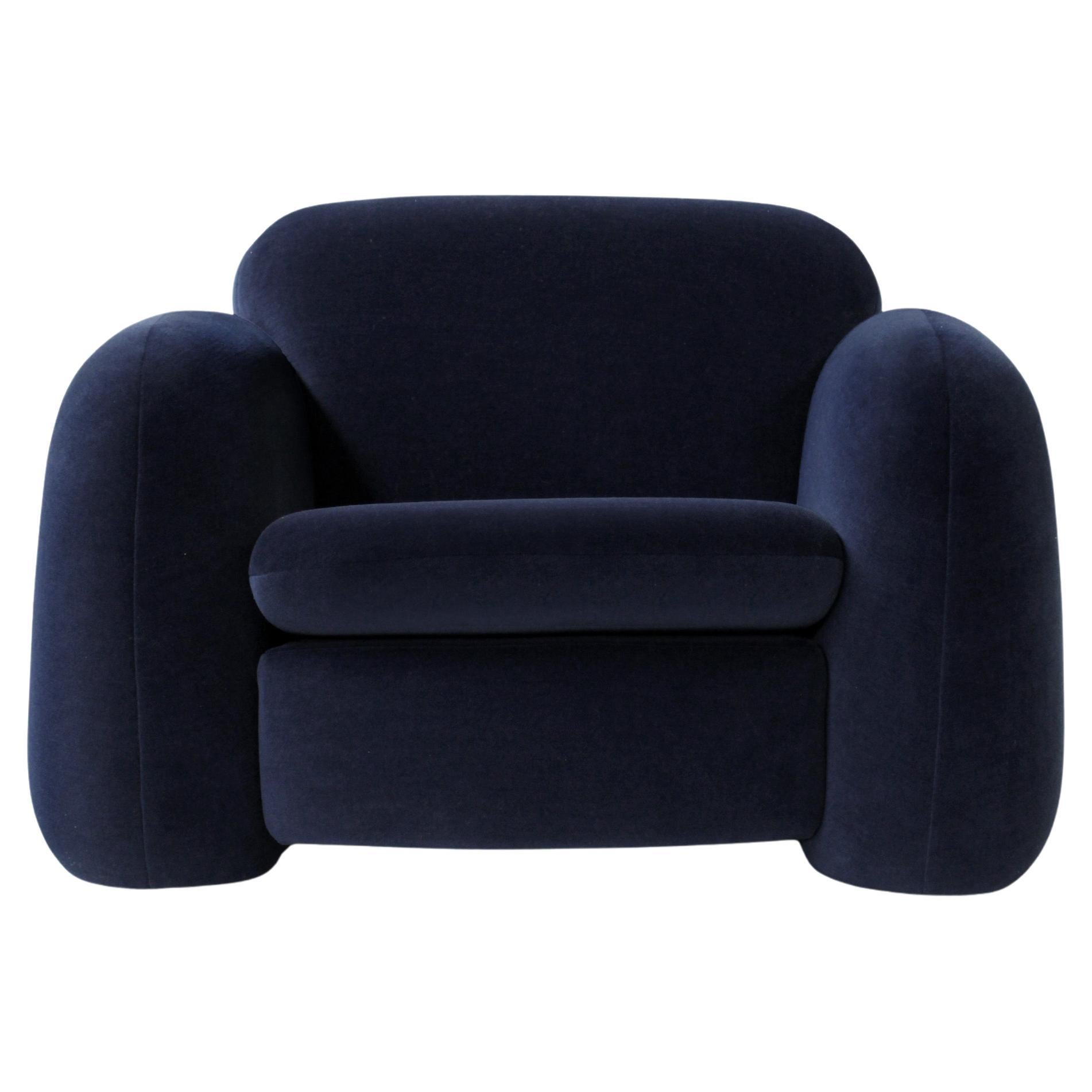 Collector Penta Armchair Design Atelier Daciano da Costa Fabric kvadrat gentle 2