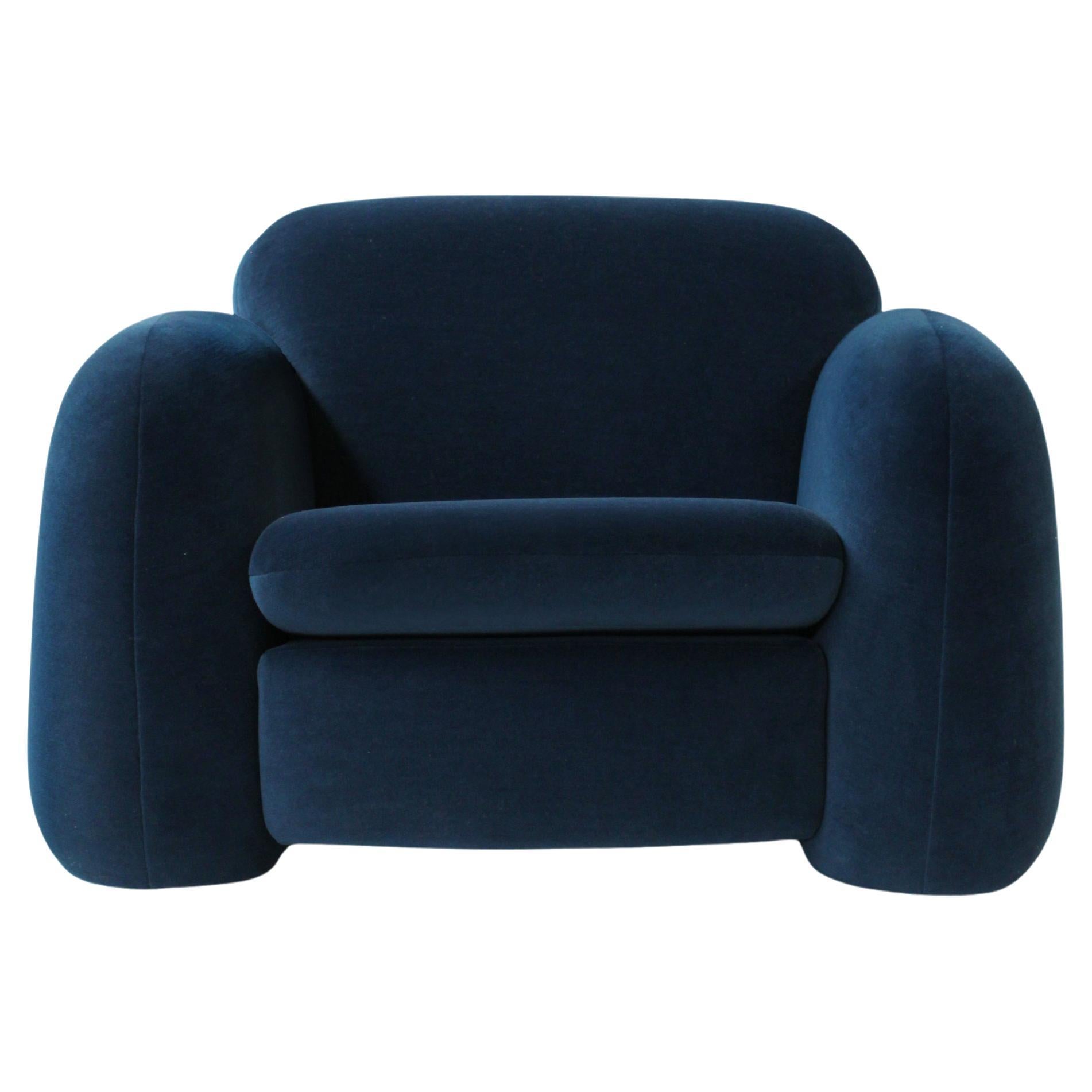 Collector Penta Armchair Design Atelier Daciano da Costa Fabric kvadrat gentle 2
