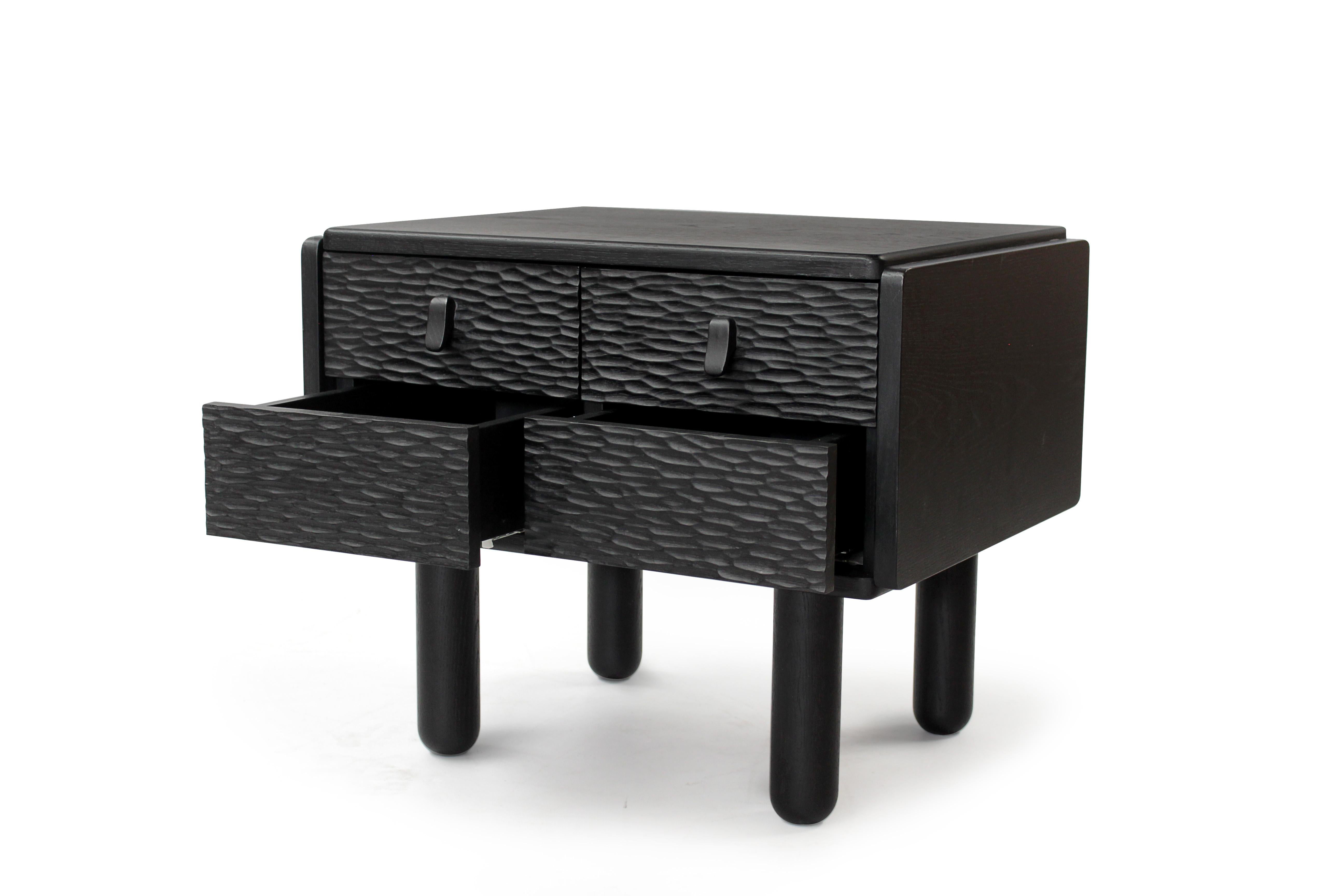 Portugais Table d'appoint pour lit à colonnes Collector en Oak Oak noir en vente