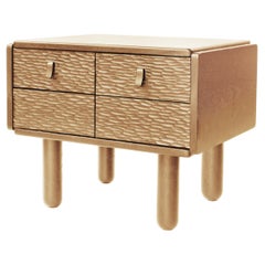 Tavolino da letto Collector Pillar in Oak