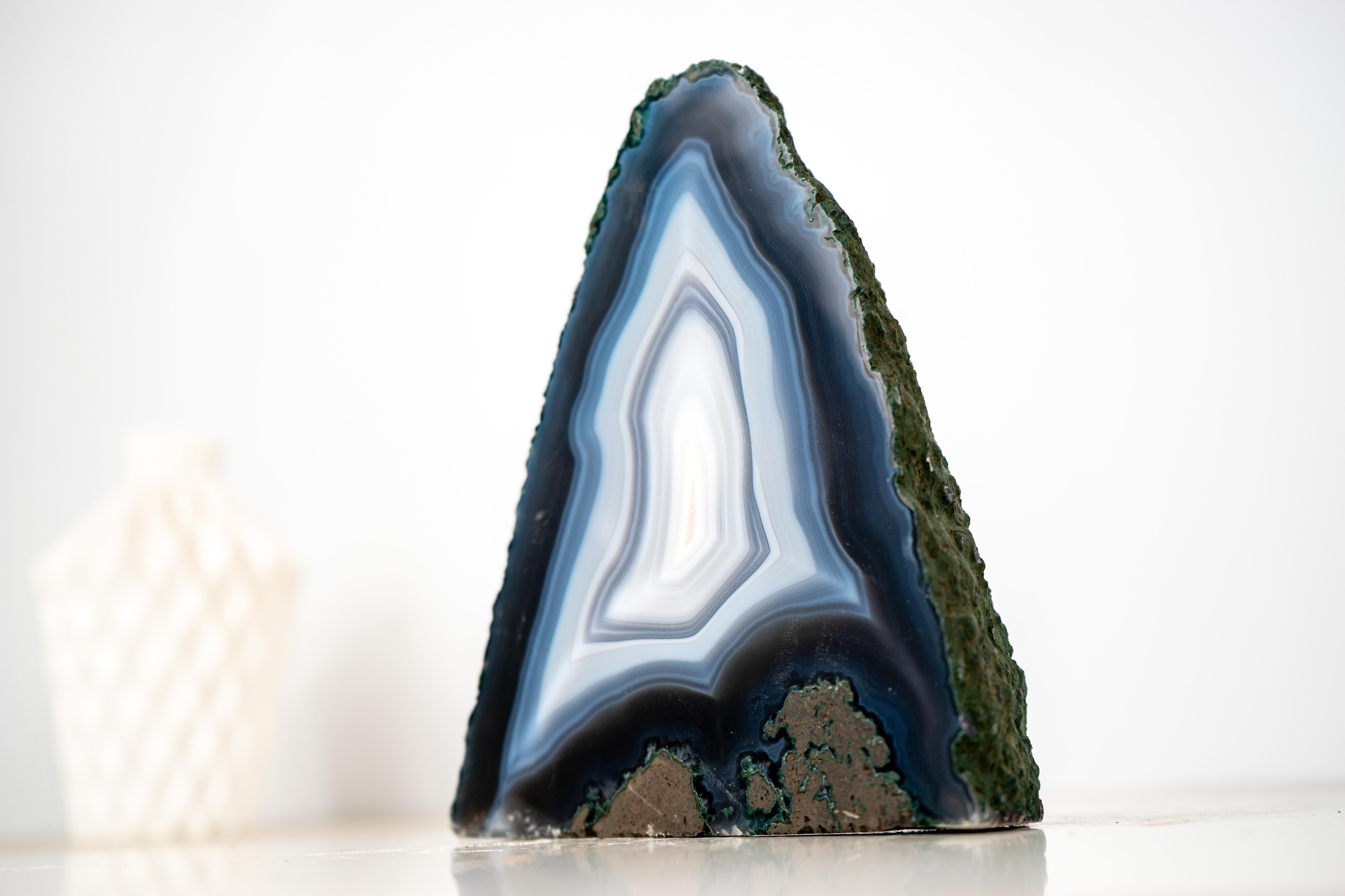 Collector-Quality Blue & White Lace Agate Geode For Sale 4
