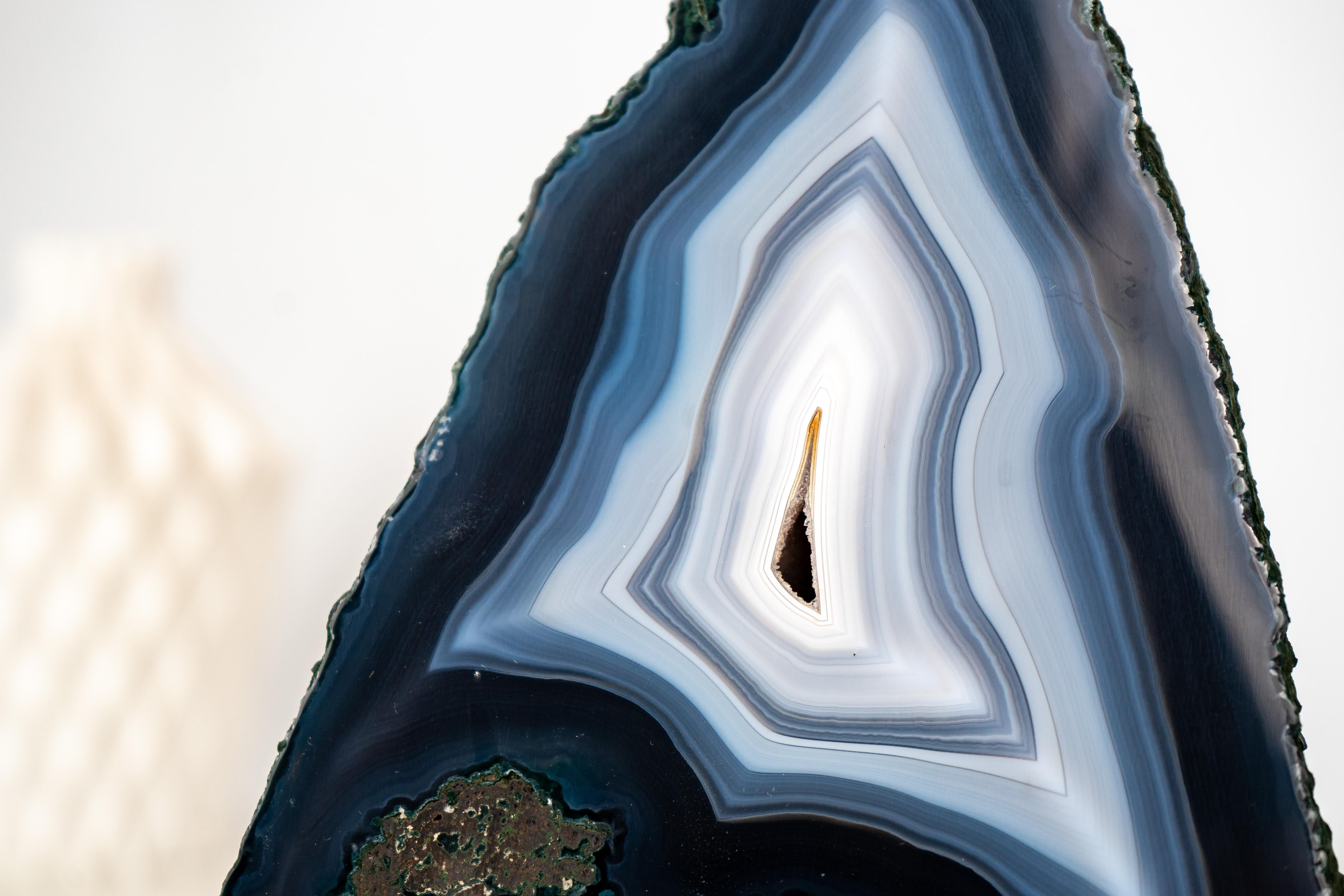 Contemporary Collector-Quality Blue & White Lace Agate Geode For Sale