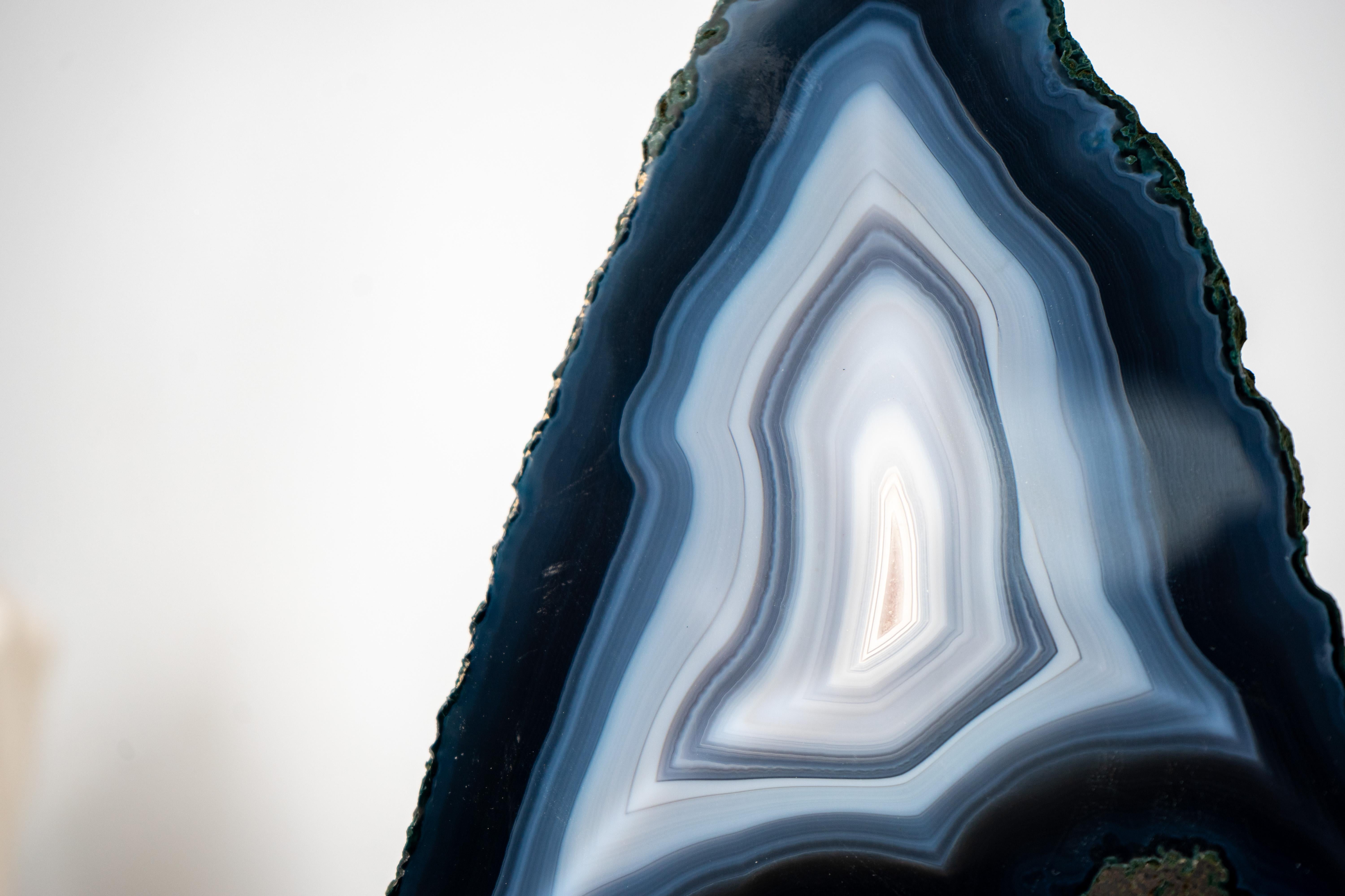 Collector-Quality Blue & White Lace Agate Geode For Sale 1