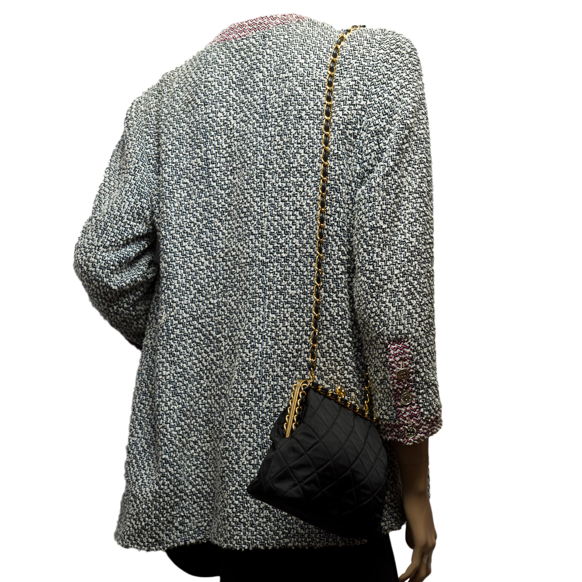 Collector & Rare Chanel Sac du Soir shoulder bag in black quilted Satin, GHW 3