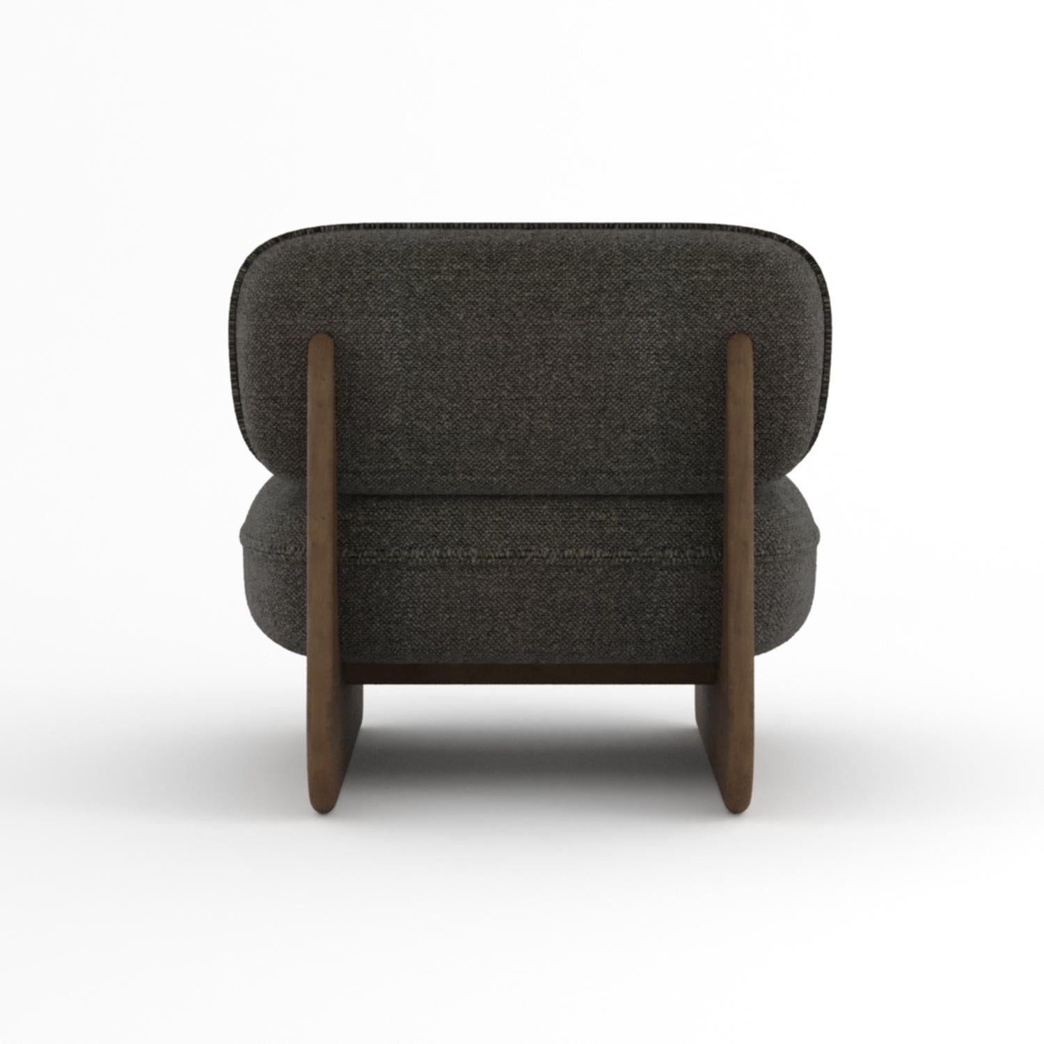 Contemporary Collector Riva Lounge  Fabric Sahco Safire 002 For Sale