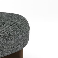 Collector Riva Lounge  Fabric Sahco Safire 009