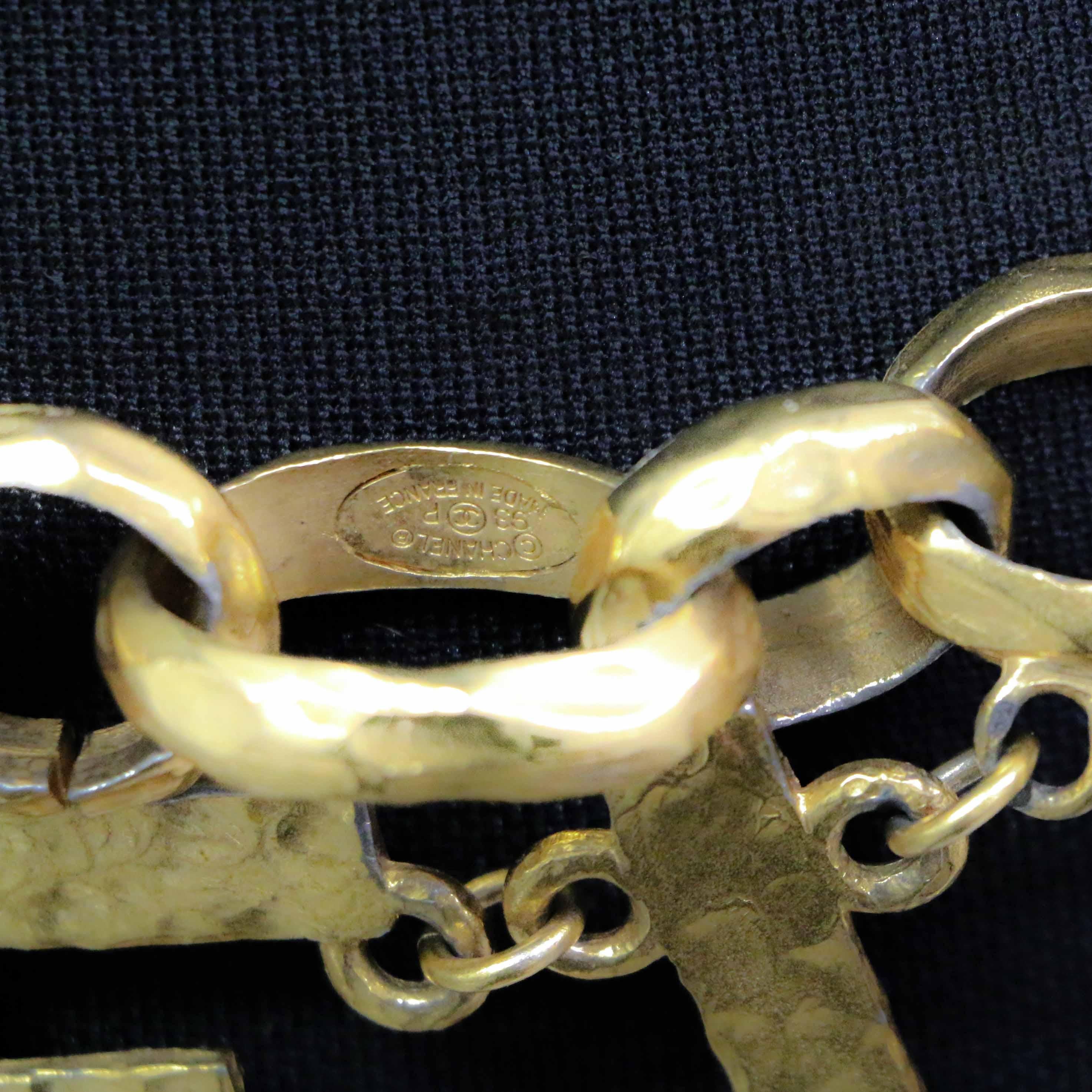 Women's or Men's Collector vintage Chanel metal belt For Sale