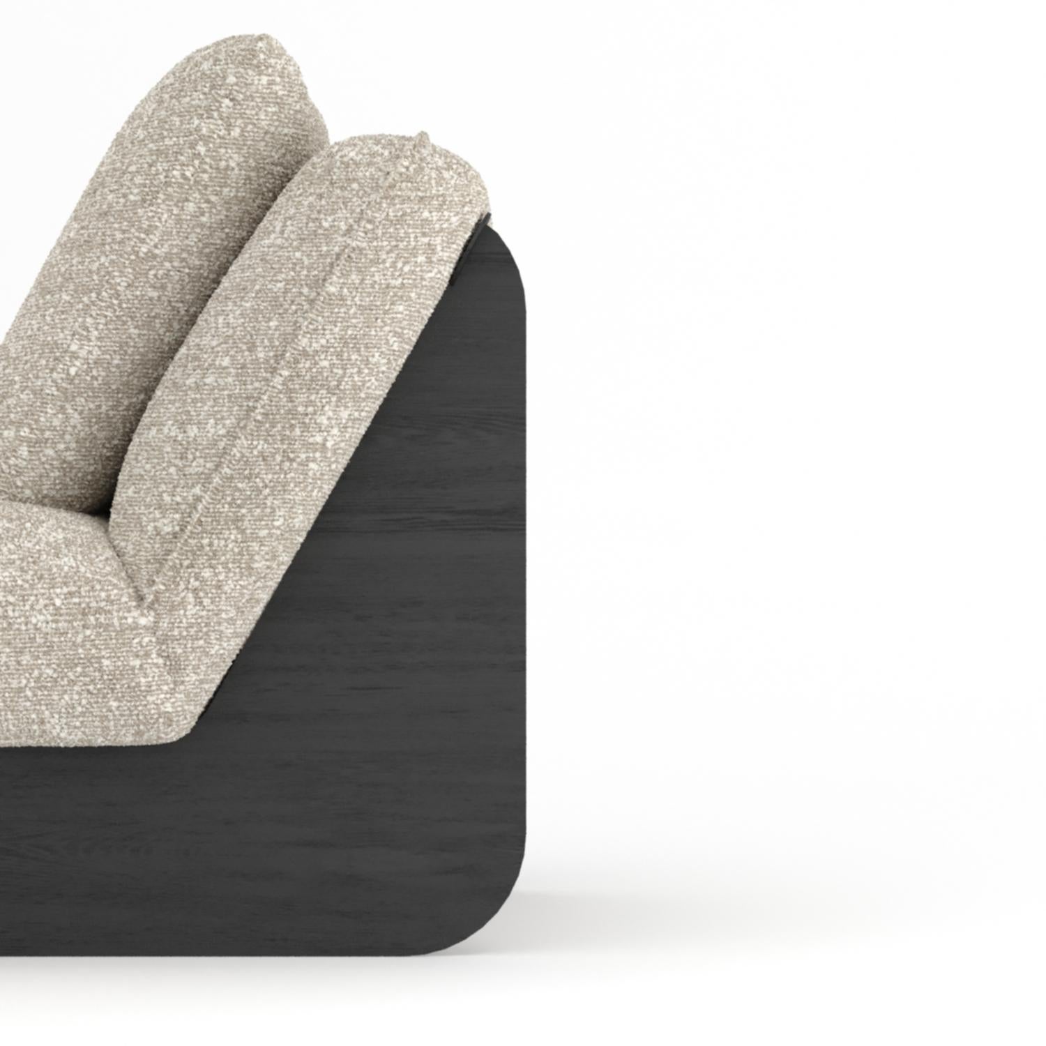 A fusion of comfort and modern design. Featuring plush, contoured cushions and a sleek metal base, its asymmetrical backrests create a unique visual balance. Perfect for lounging in style and sophistication.
 

COLLECTOR
The Collector brand aims to