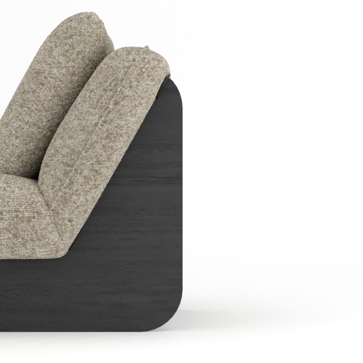 A fusion of comfort and modern design. Featuring plush, contoured cushions and a sleek metal base, its asymmetrical backrests create a unique visual balance. Perfect for lounging in style and sophistication.
 

COLLECTOR
The Collector brand aims to