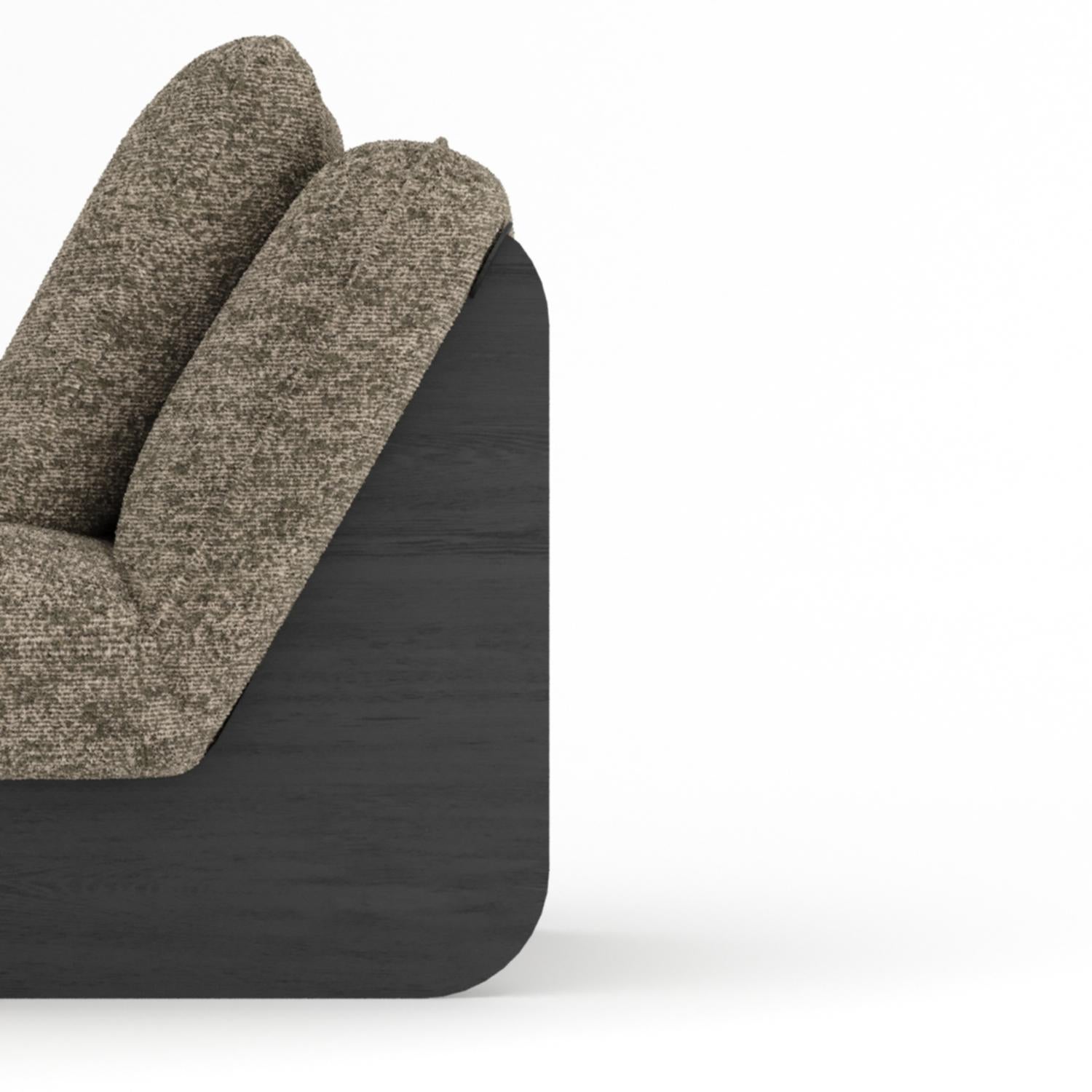 A fusion of comfort and modern design. Featuring plush, contoured cushions and a sleek metal base, its asymmetrical backrests create a unique visual balance. Perfect for lounging in style and sophistication.
 

COLLECTOR
The Collector brand aims to